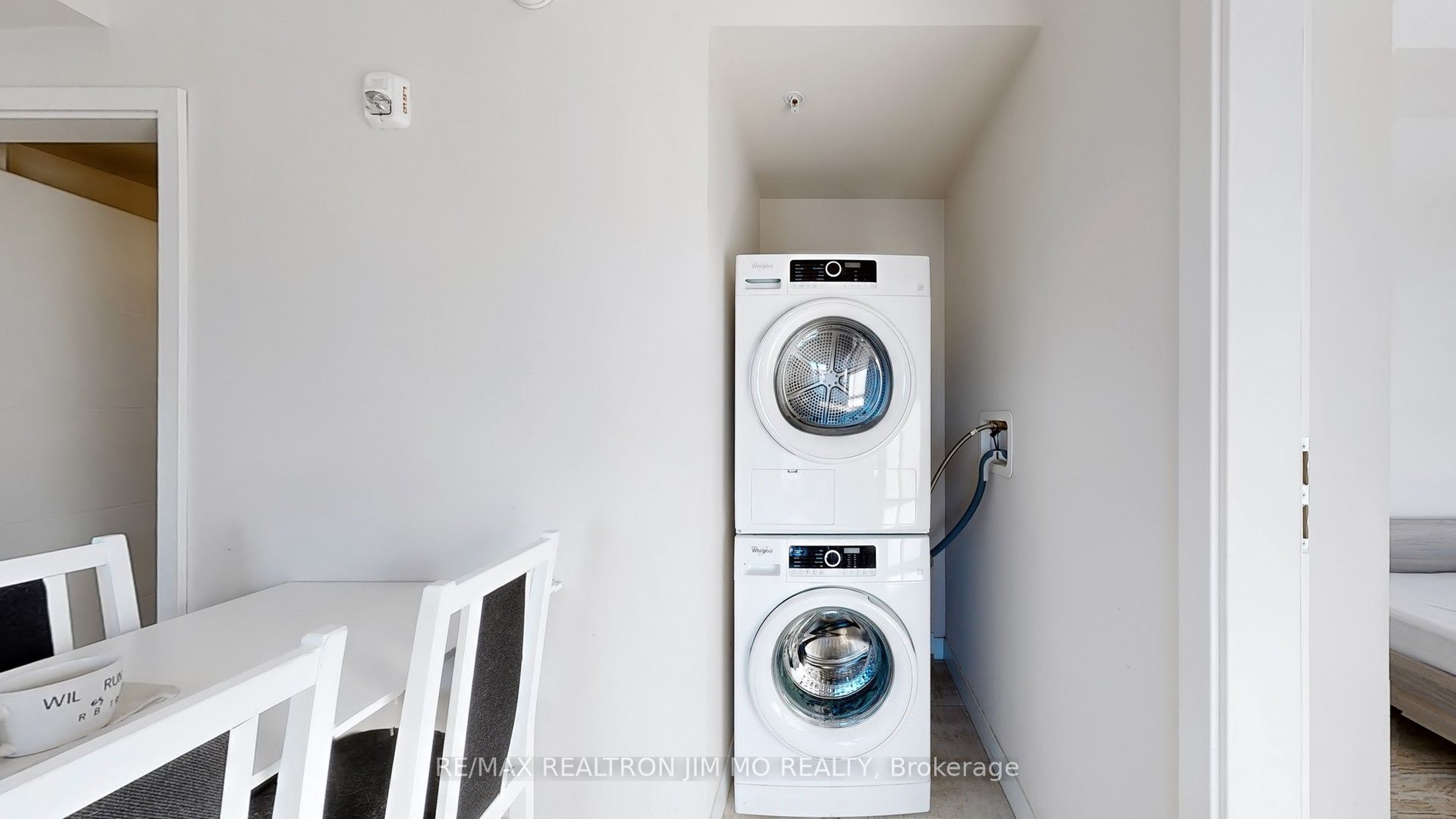 257 Hemlock St Property Photo 26