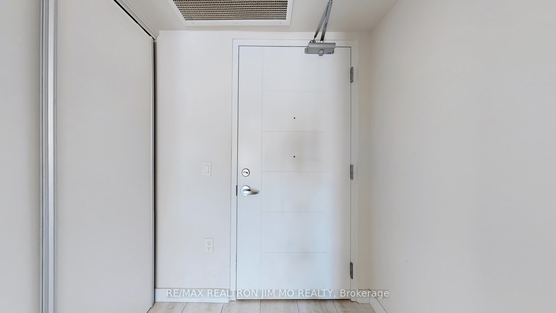 257 Hemlock St Property Photo 27