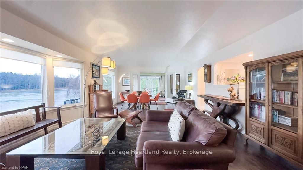 37001 Millar Street Property Photo 6