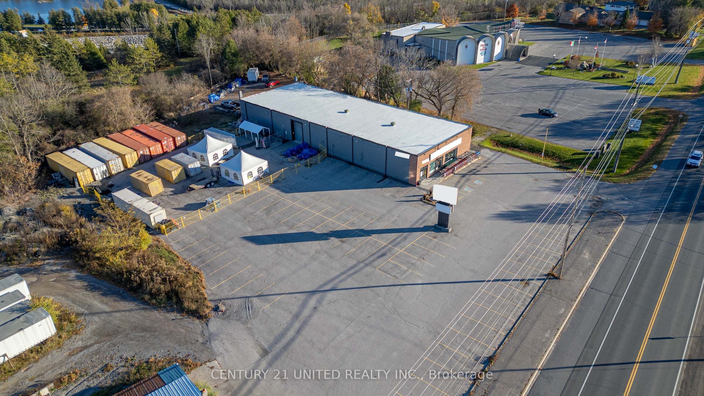 #lower Level - 2704 Lakefield Road Property Photo 7