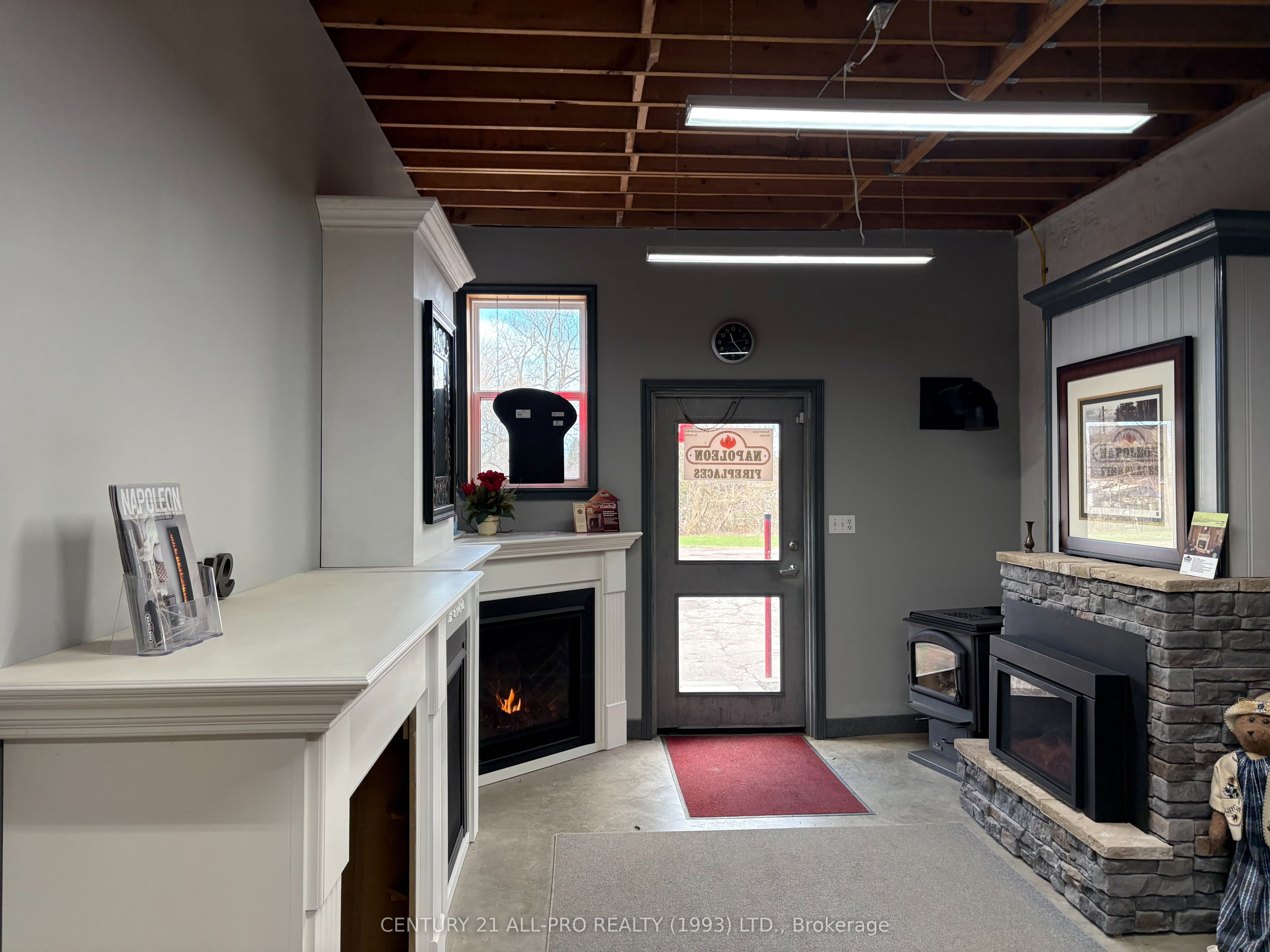#unit 0.75 - 609 William Street Property Photo 2