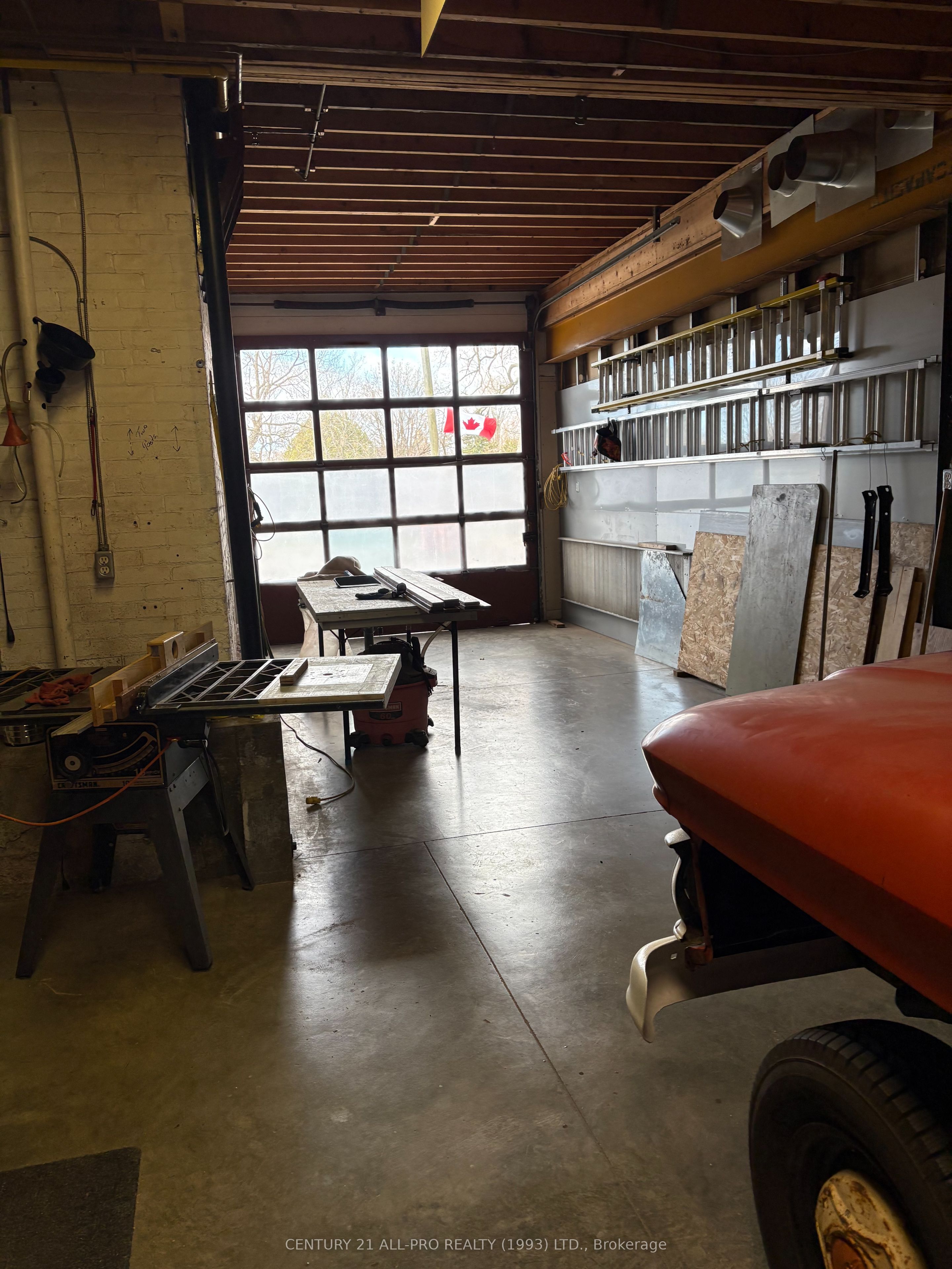 #unit 0.75 - 609 William Street Property Photo 8