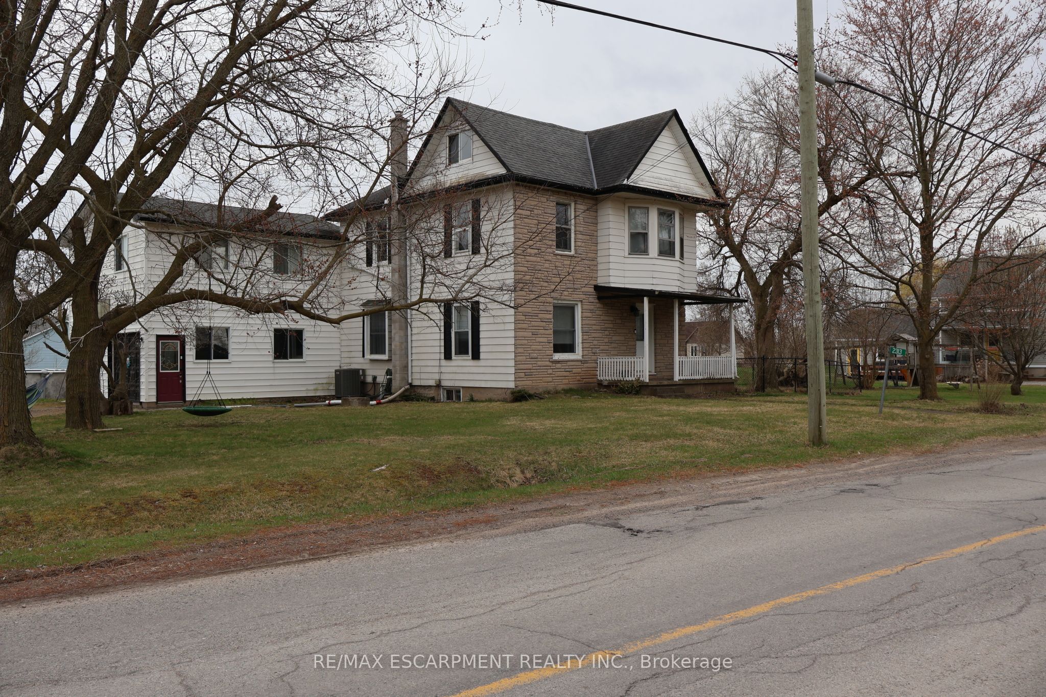 2313 St Anns Road Property Photo 7