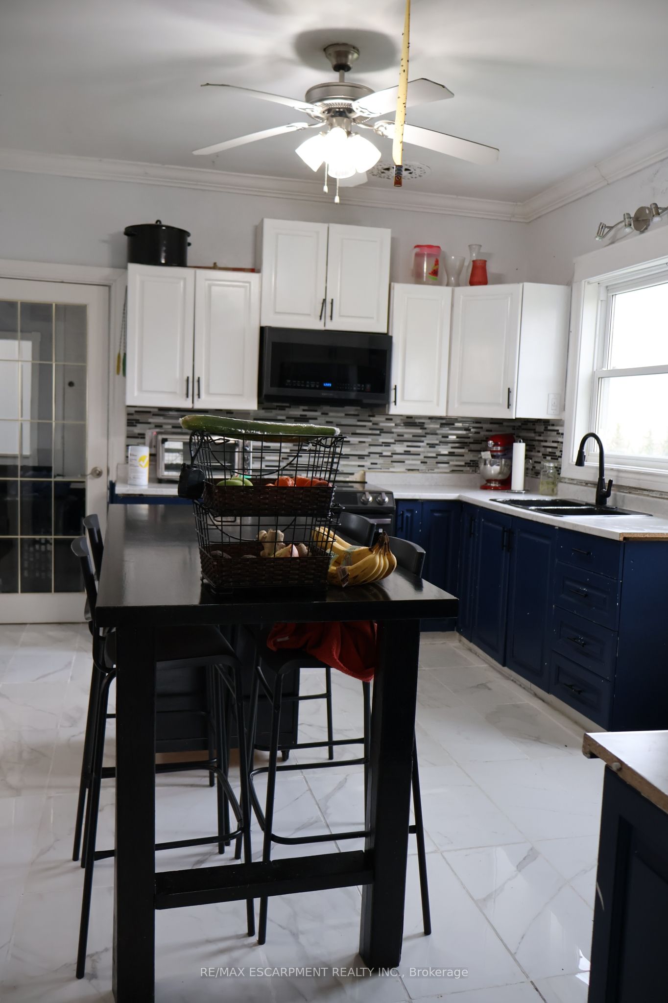 2313 St Anns Road Property Photo 12