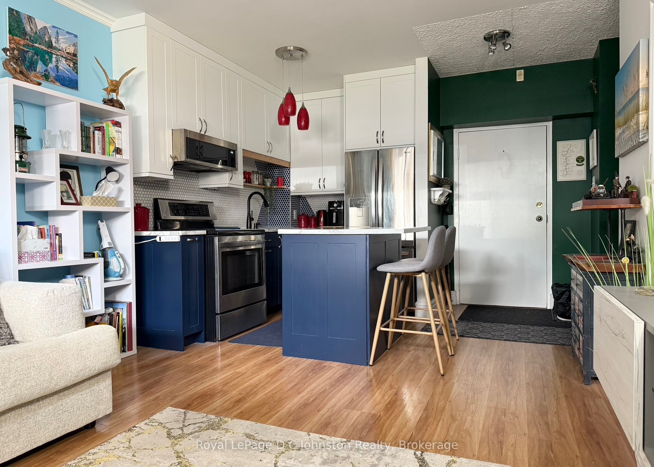 229-103 Adelaide Street E Property Photo 9