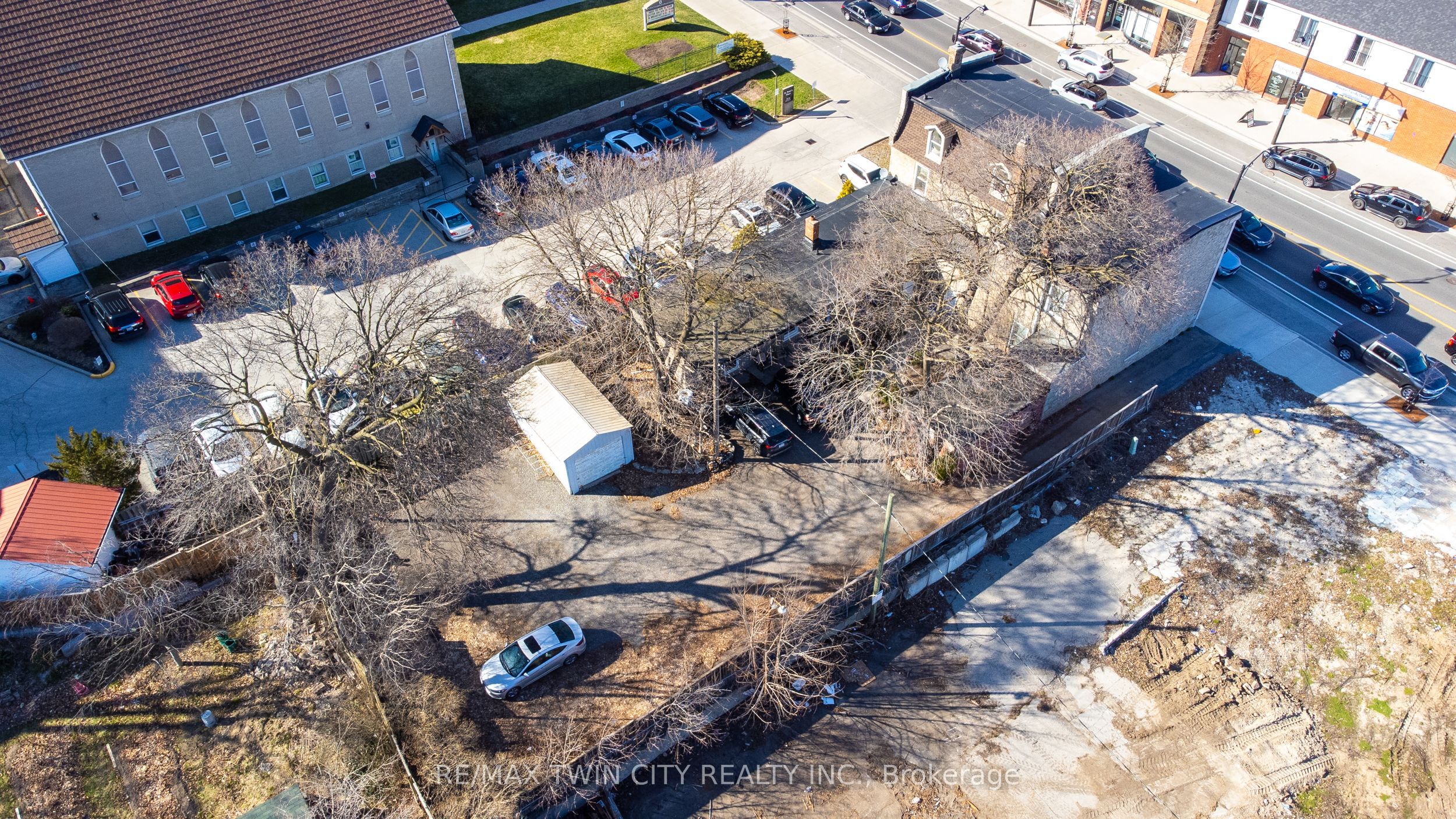 840-846 King Street Property Photo 6