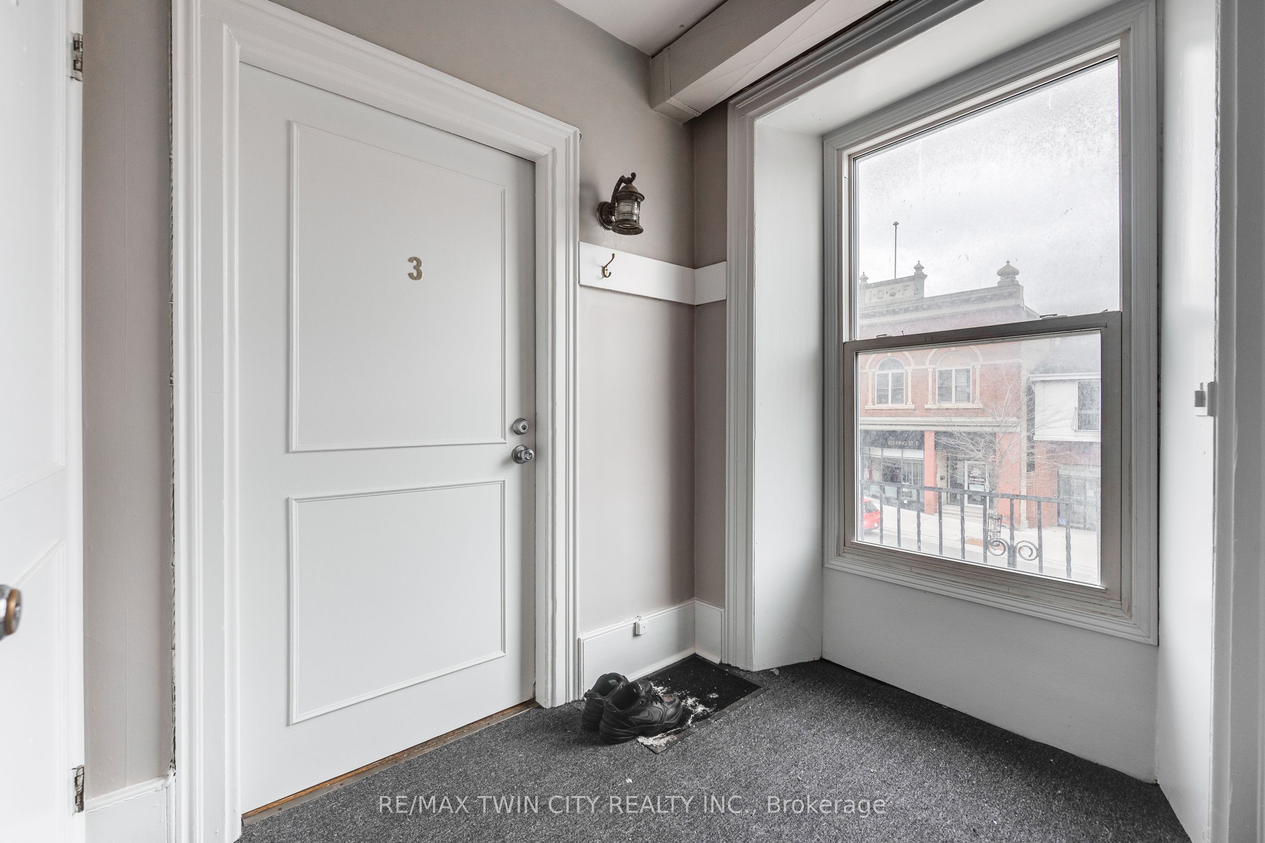 840-846 King Street Property Photo 14