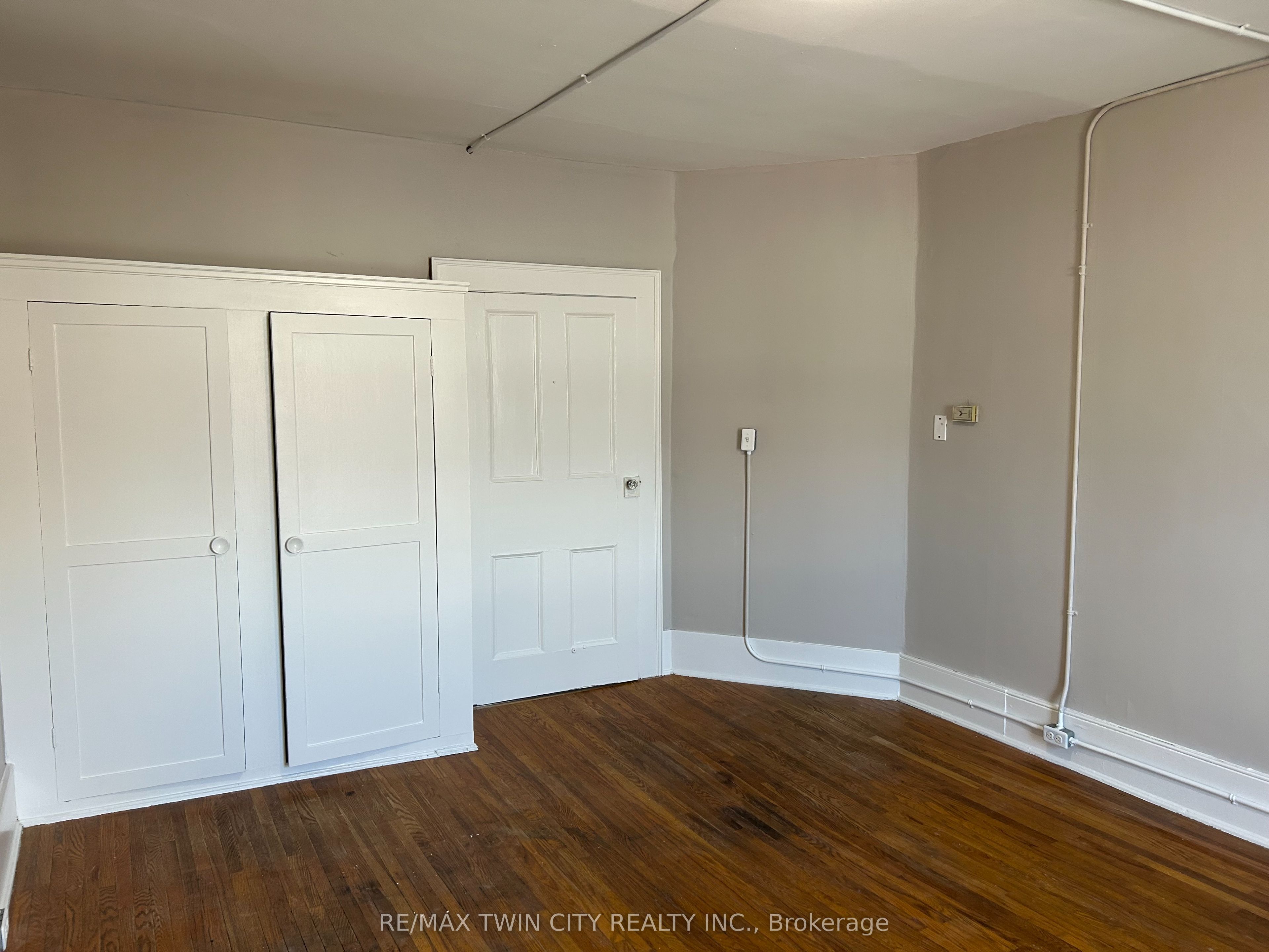 840-846 King Street Property Photo 35
