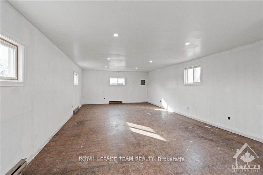 433 Donald B Munro Drive Property Photo 21