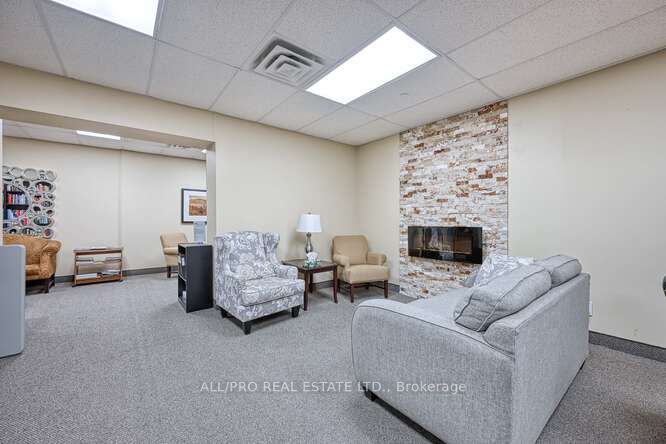 2951 Riverside Drive E Unit 1215 Property Photo 20