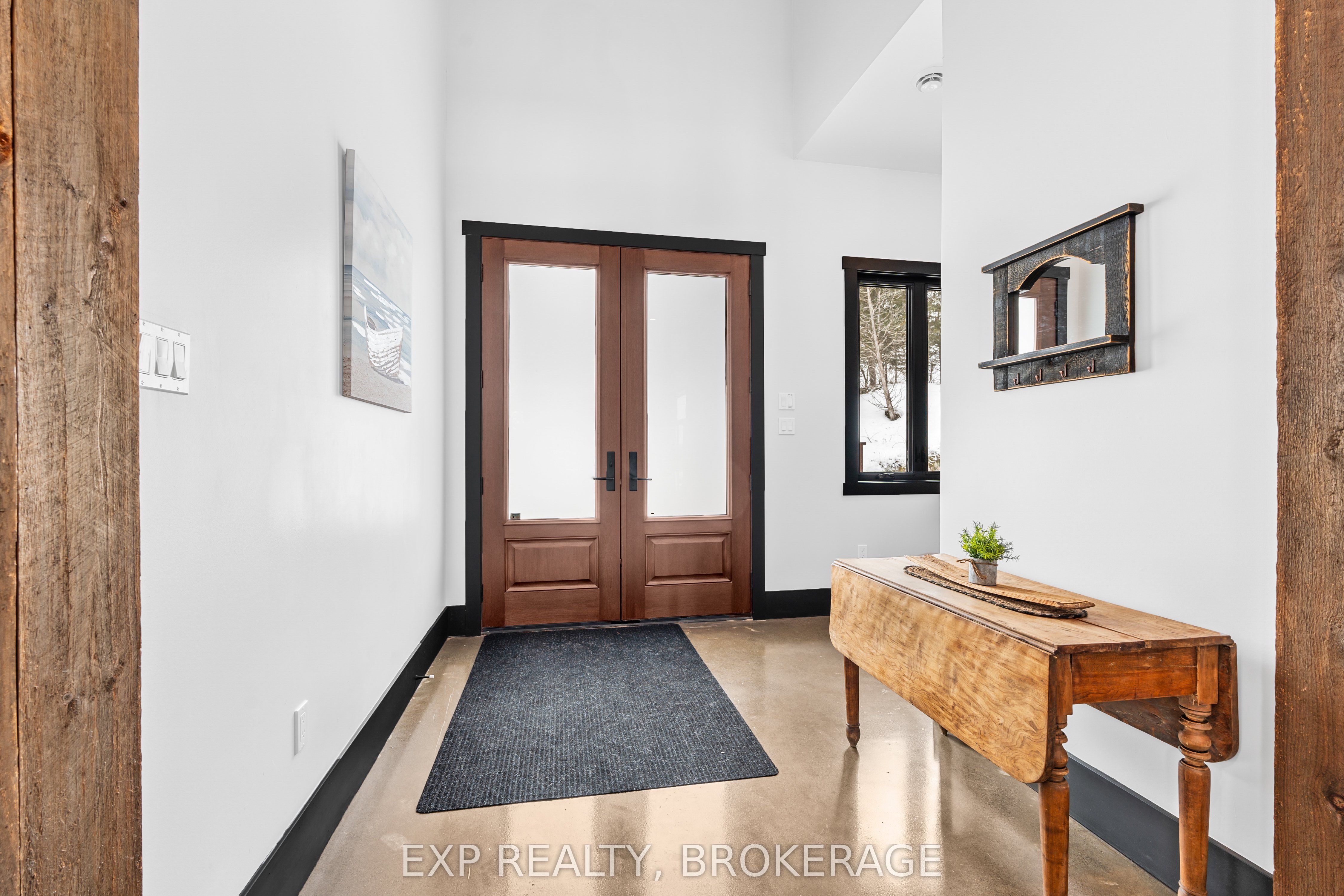 55 Hanlon Bay Rd Property Photo 4