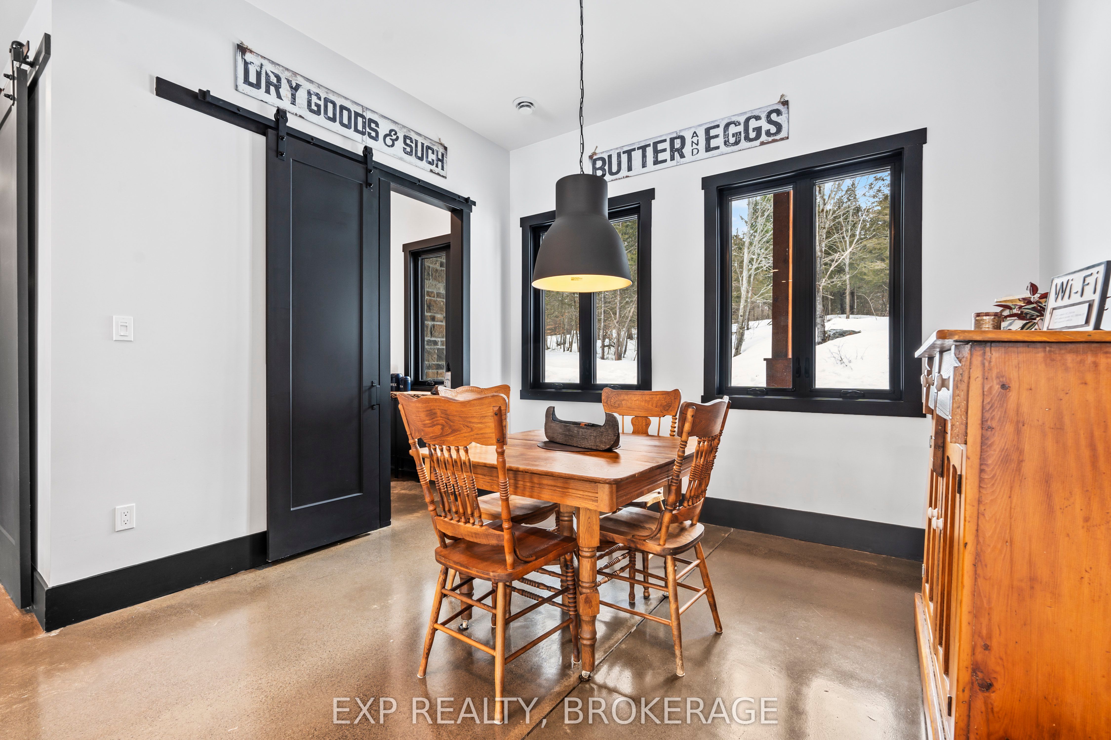 55 Hanlon Bay Rd Property Photo 14