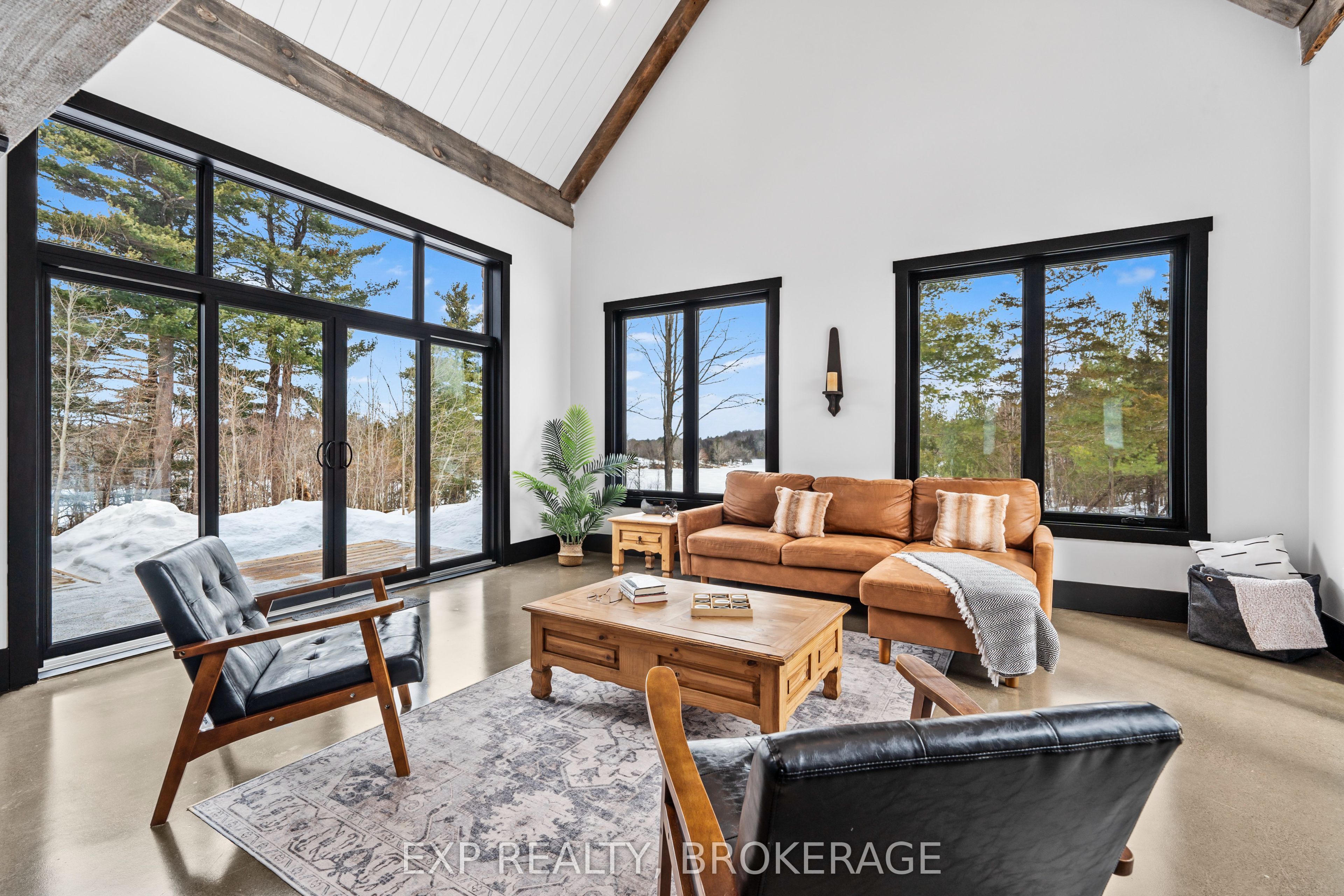 55 Hanlon Bay Rd Property Photo 17