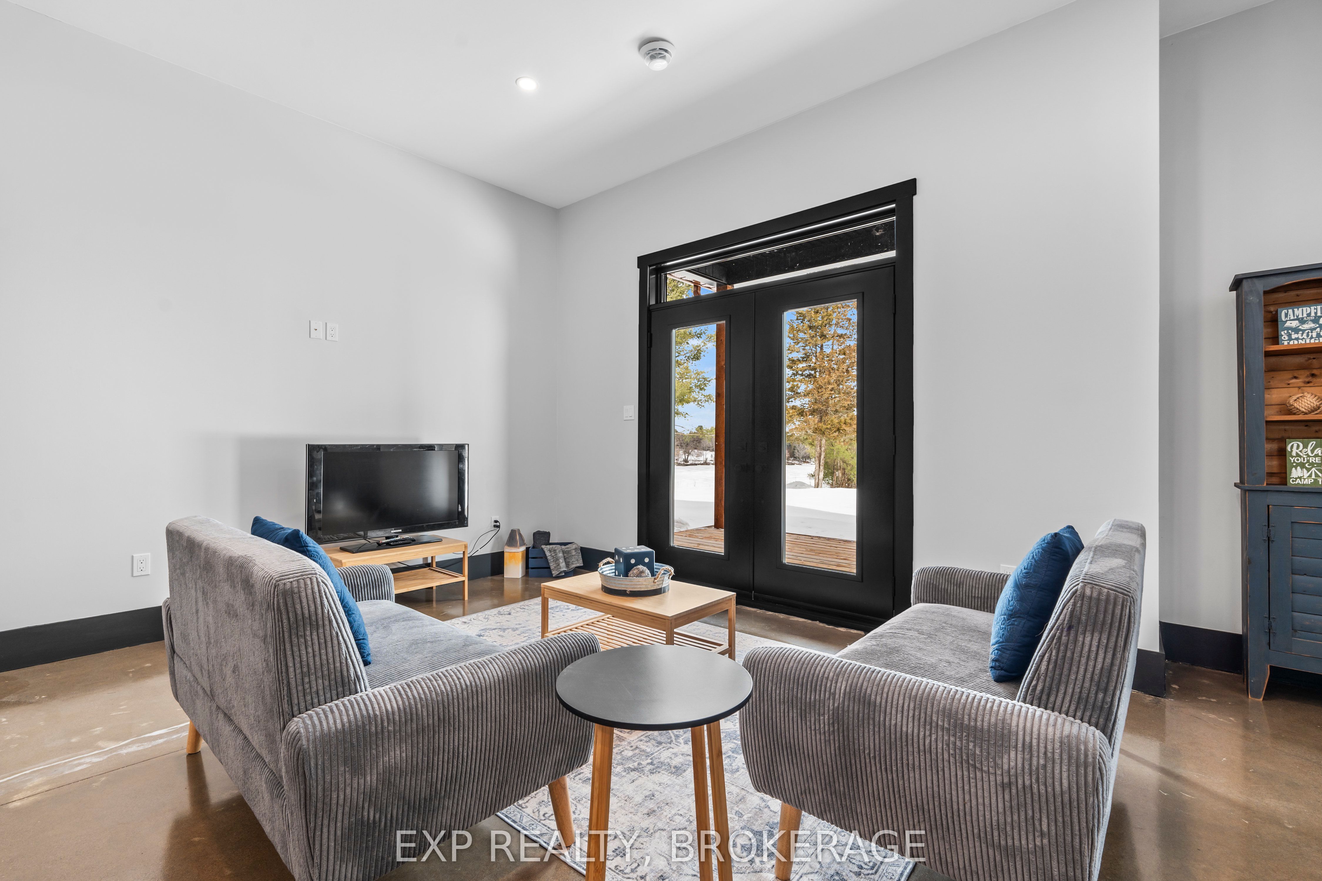 55 Hanlon Bay Rd Property Photo 33