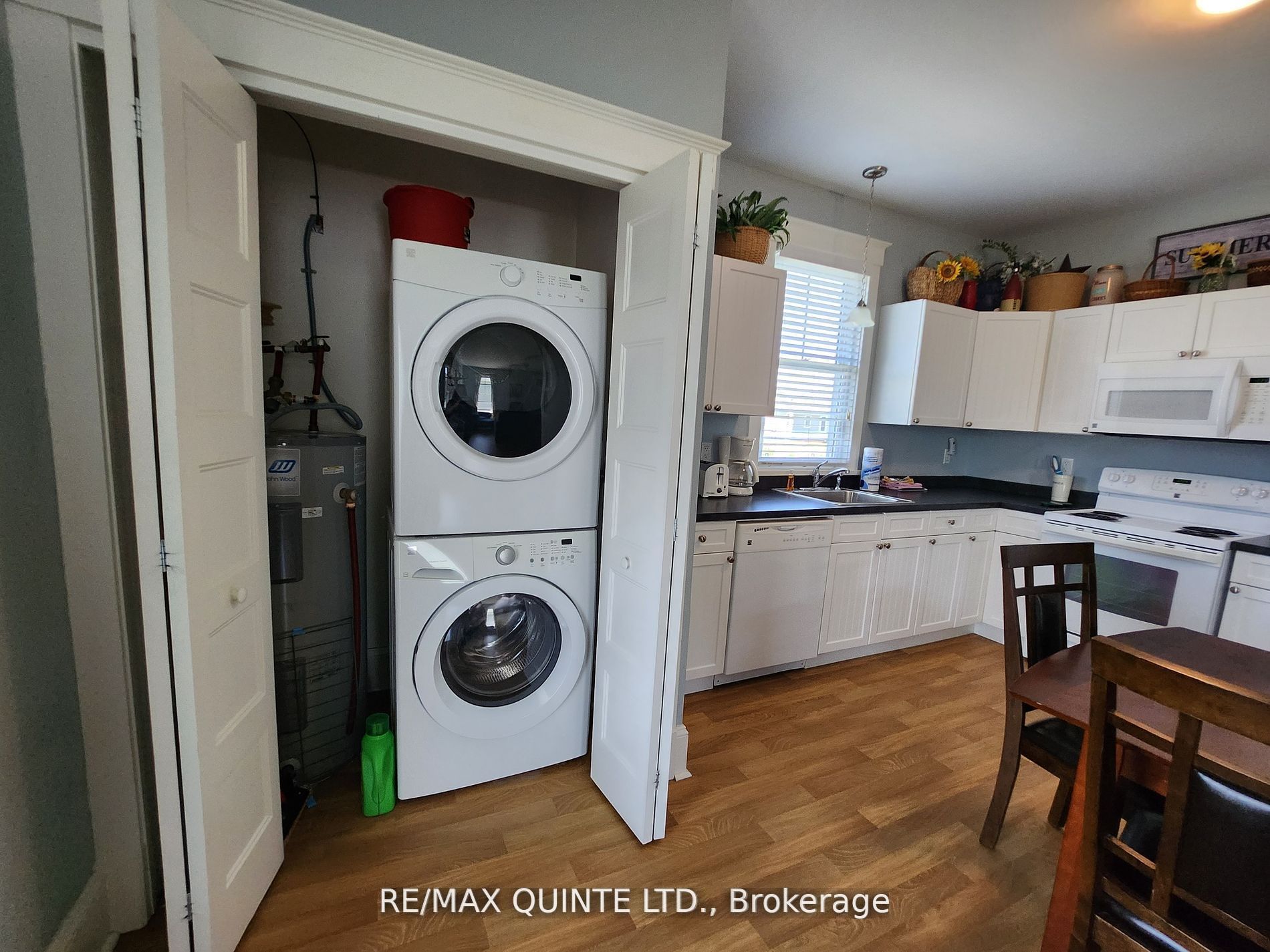 27 Butternut Lane 34 Property Photo 6