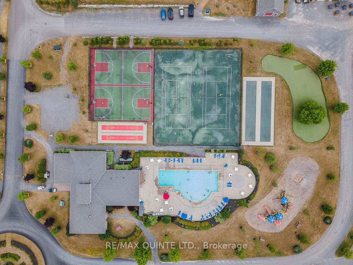 27 Butternut Lane 34 Property Photo 17