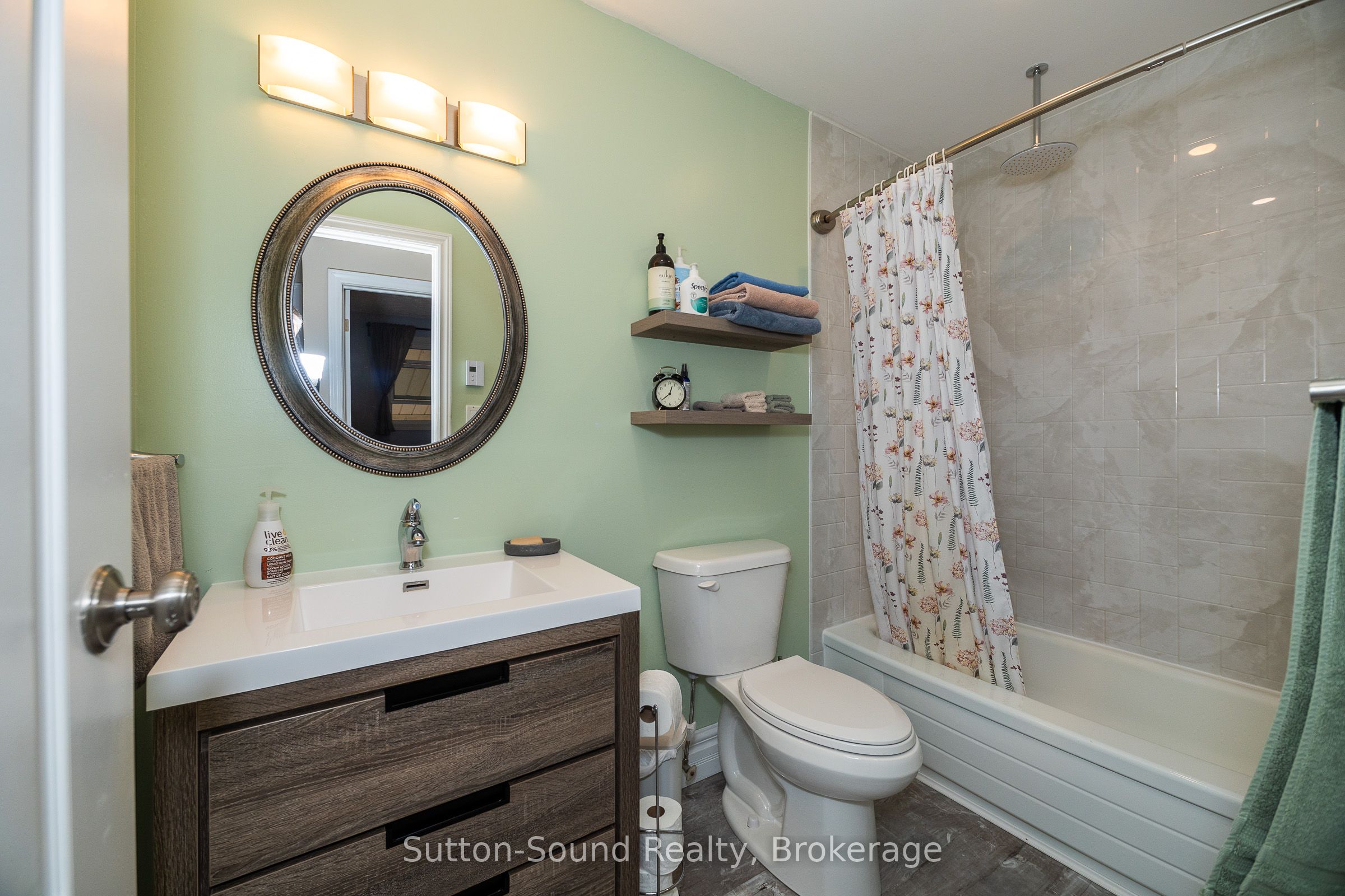 1160 12th Street E Property Photo 23