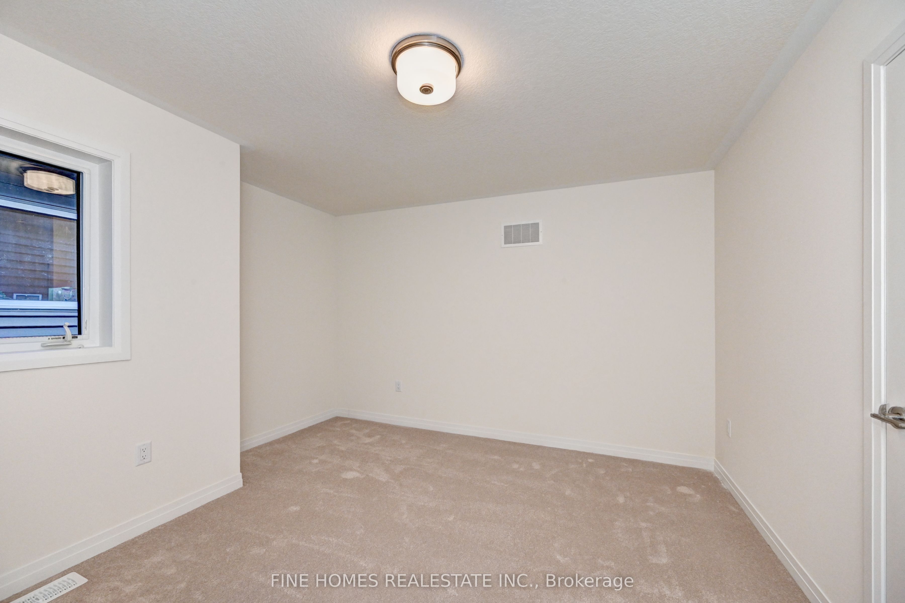 25 Mckernan Avenue Property Photo 38