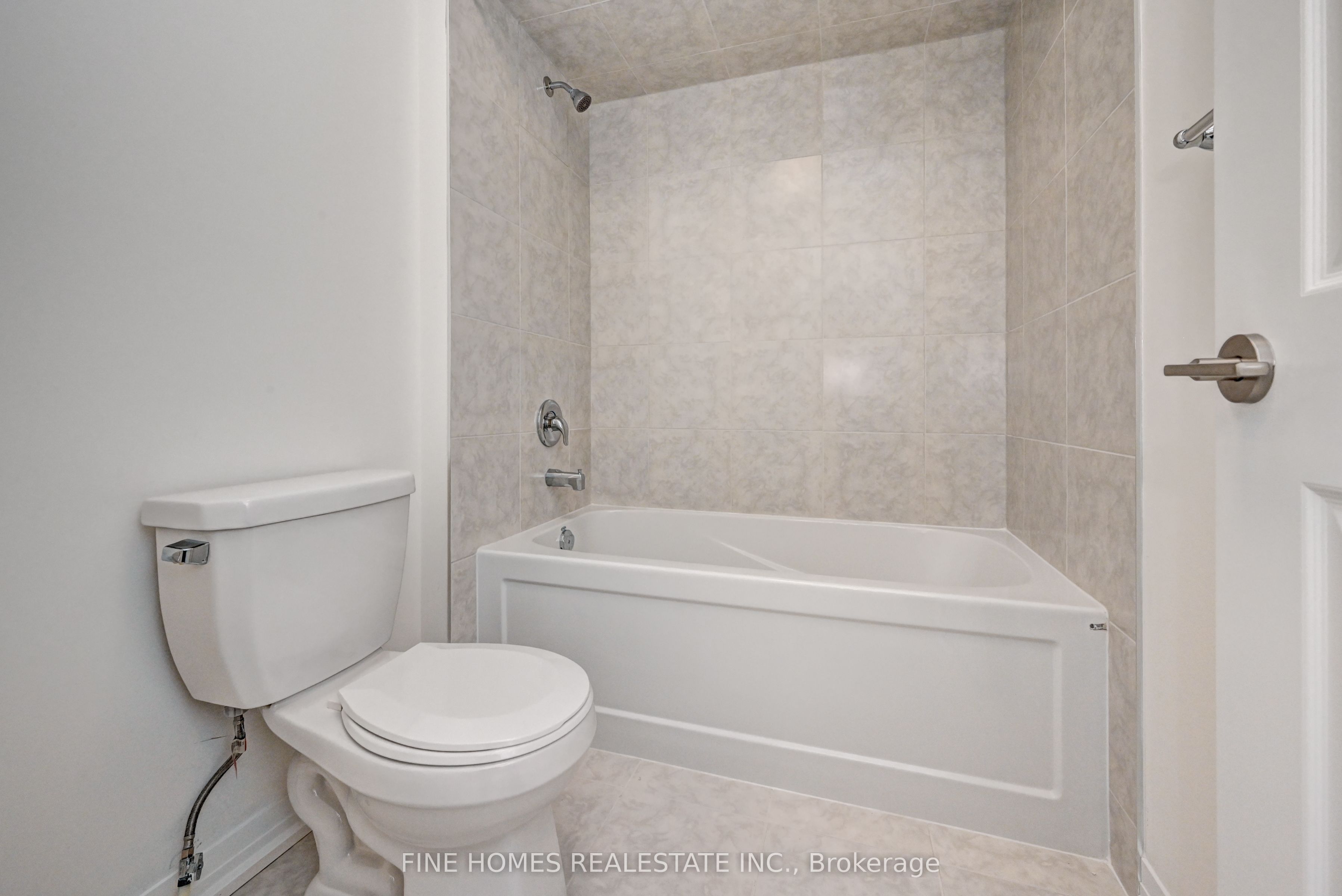 25 Mckernan Avenue Property Photo 43