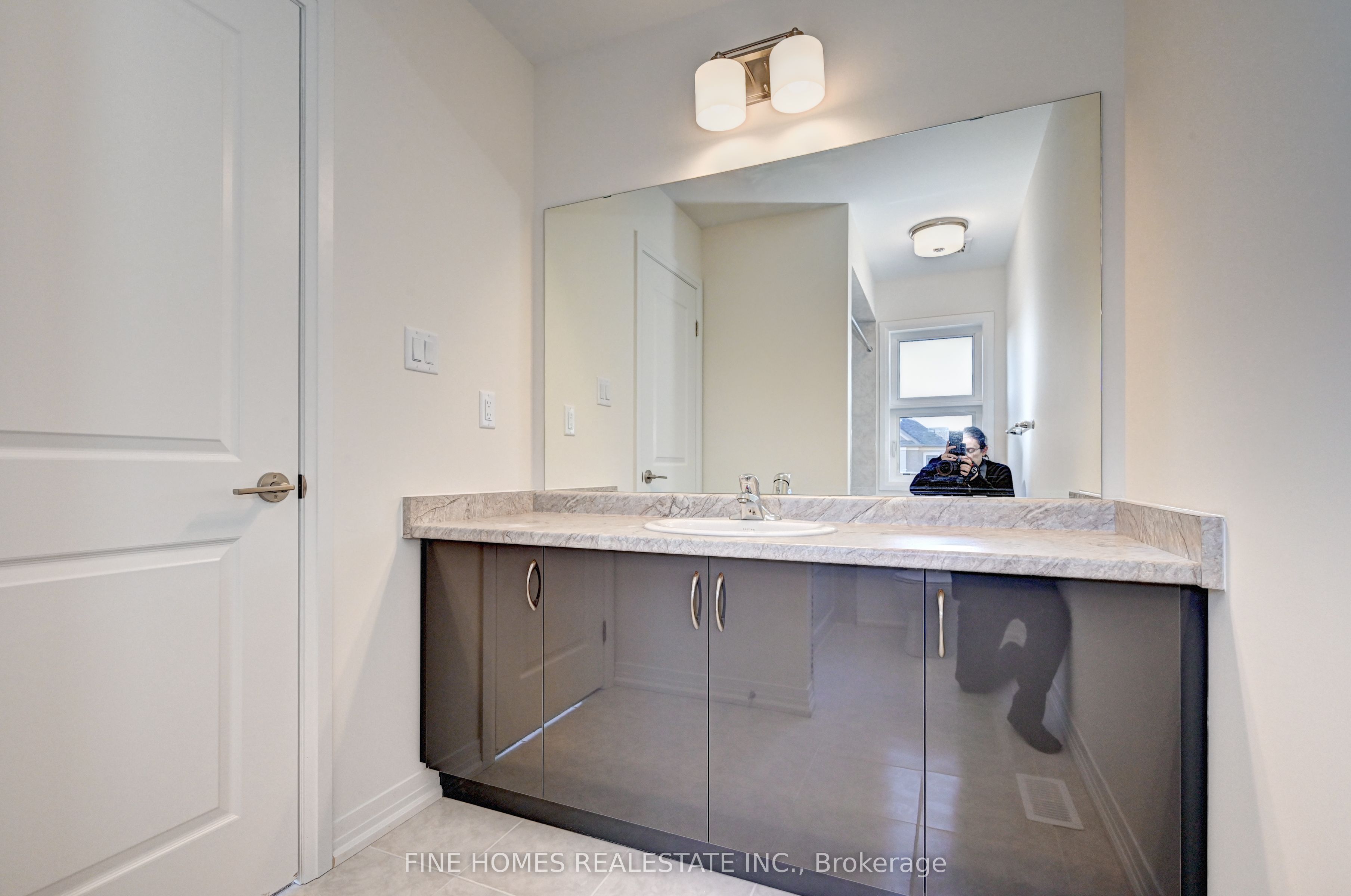 25 Mckernan Avenue Property Photo 45