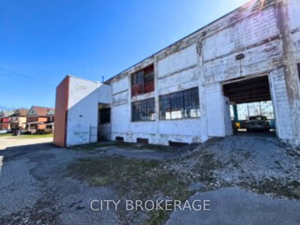 5059 Palmer Avenue Property Photo 11