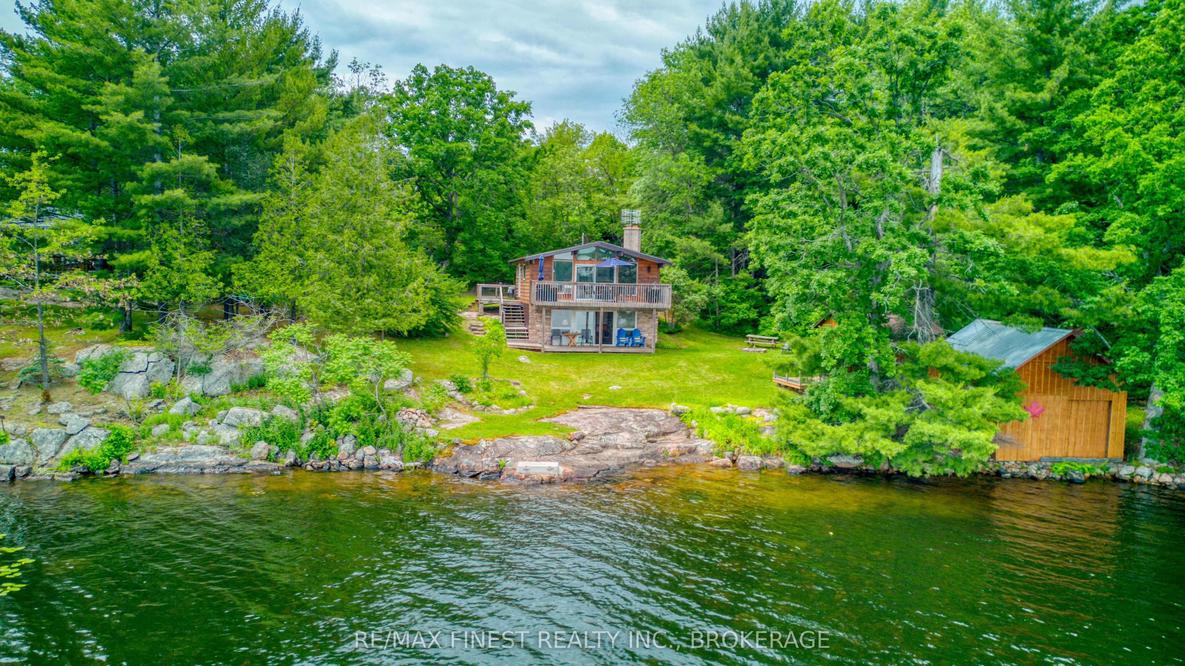 1026b West Shore Lane Property Photo