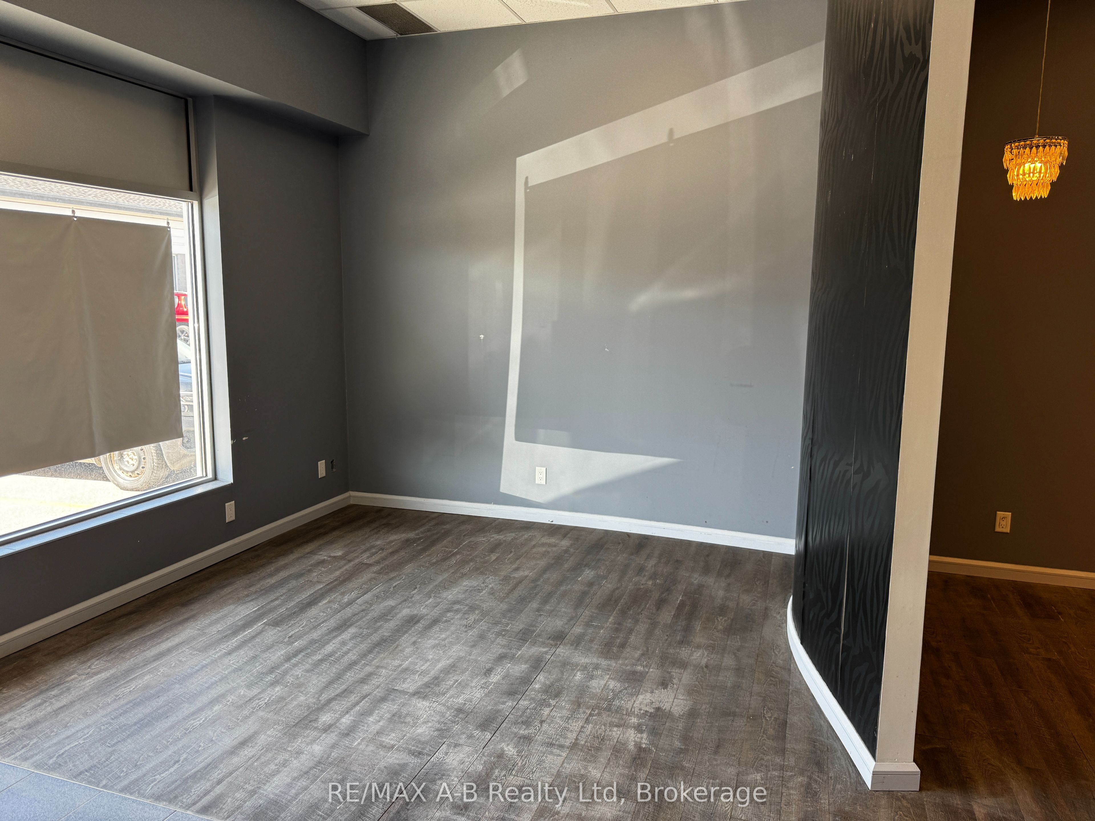 #c7 - 804 Ontario Street Property Photo 8