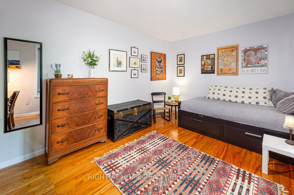 550 Queen Street E Property Photo 29