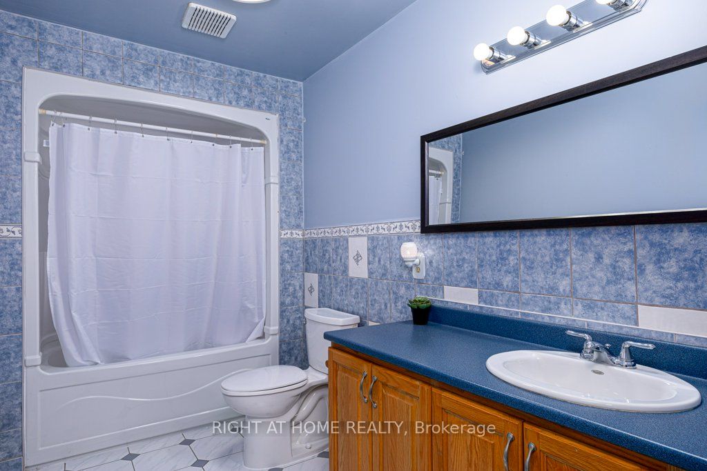 550 Queen Street E Property Photo 30