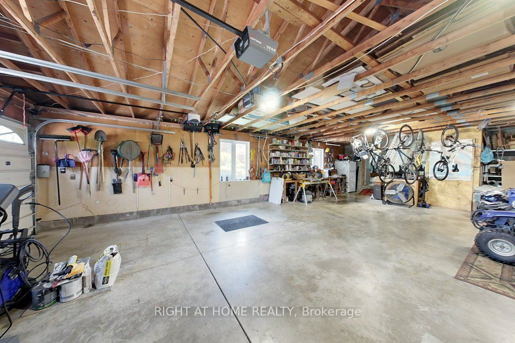 550 Queen Street E Property Photo 44