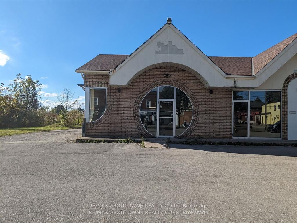 335 King St Property Photo 2
