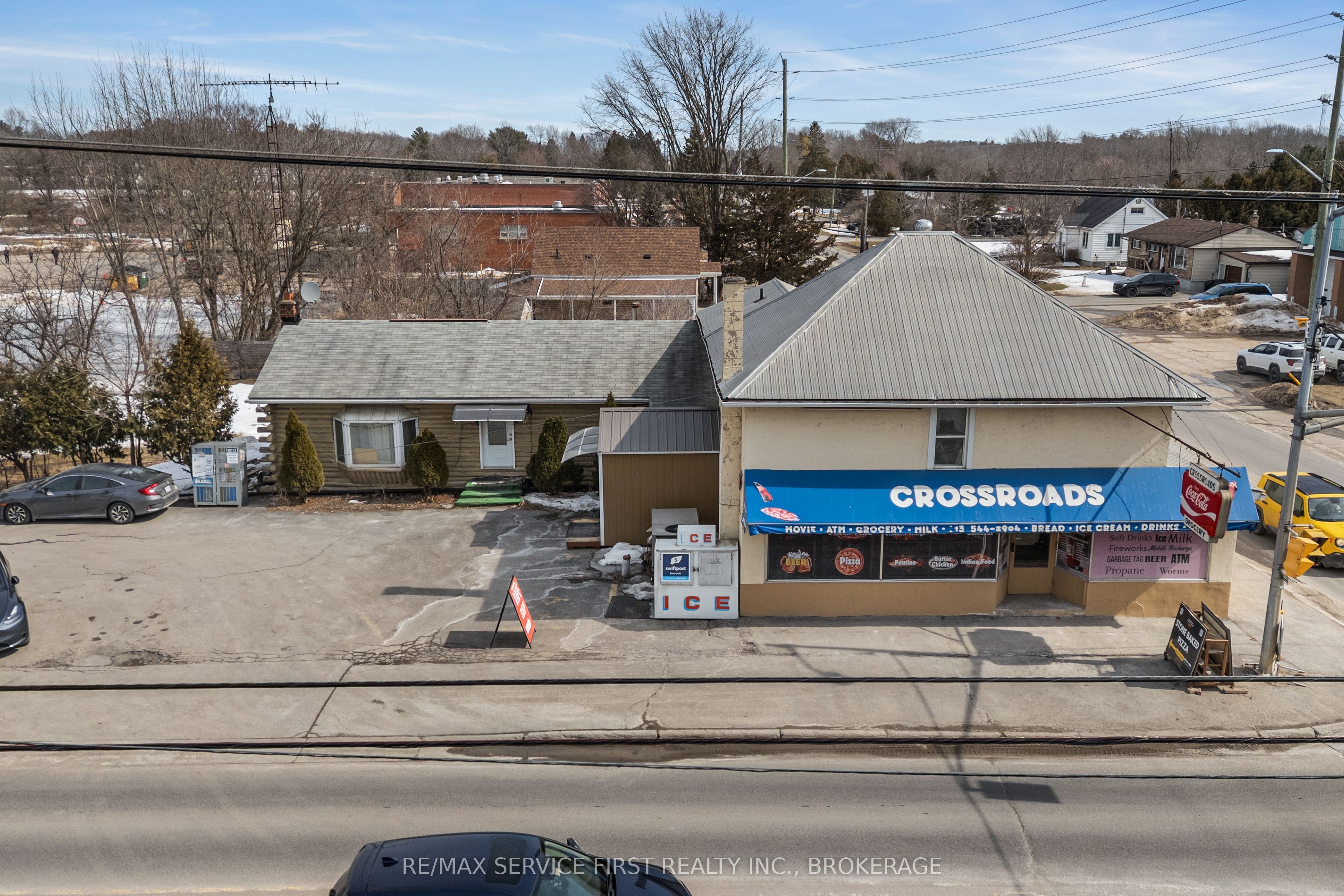 2280 Sydenham Road Property Photo