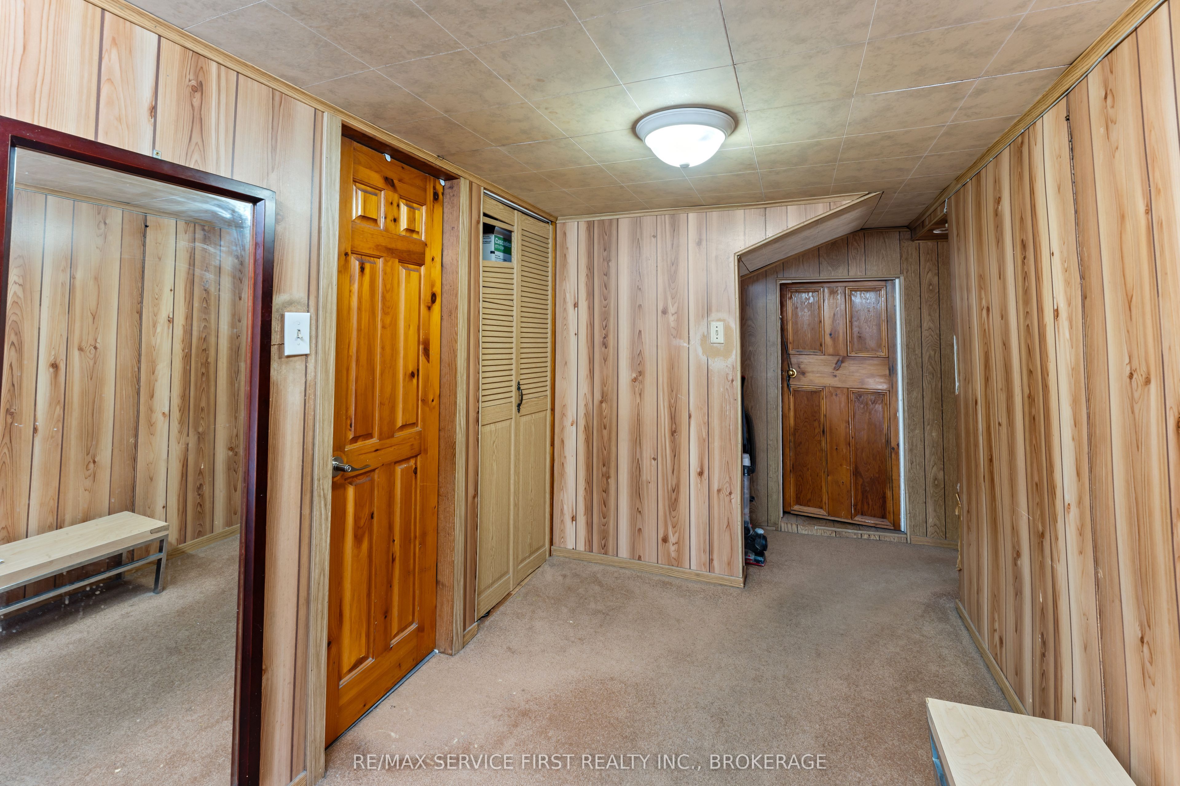 2280 Sydenham Road Property Photo 13