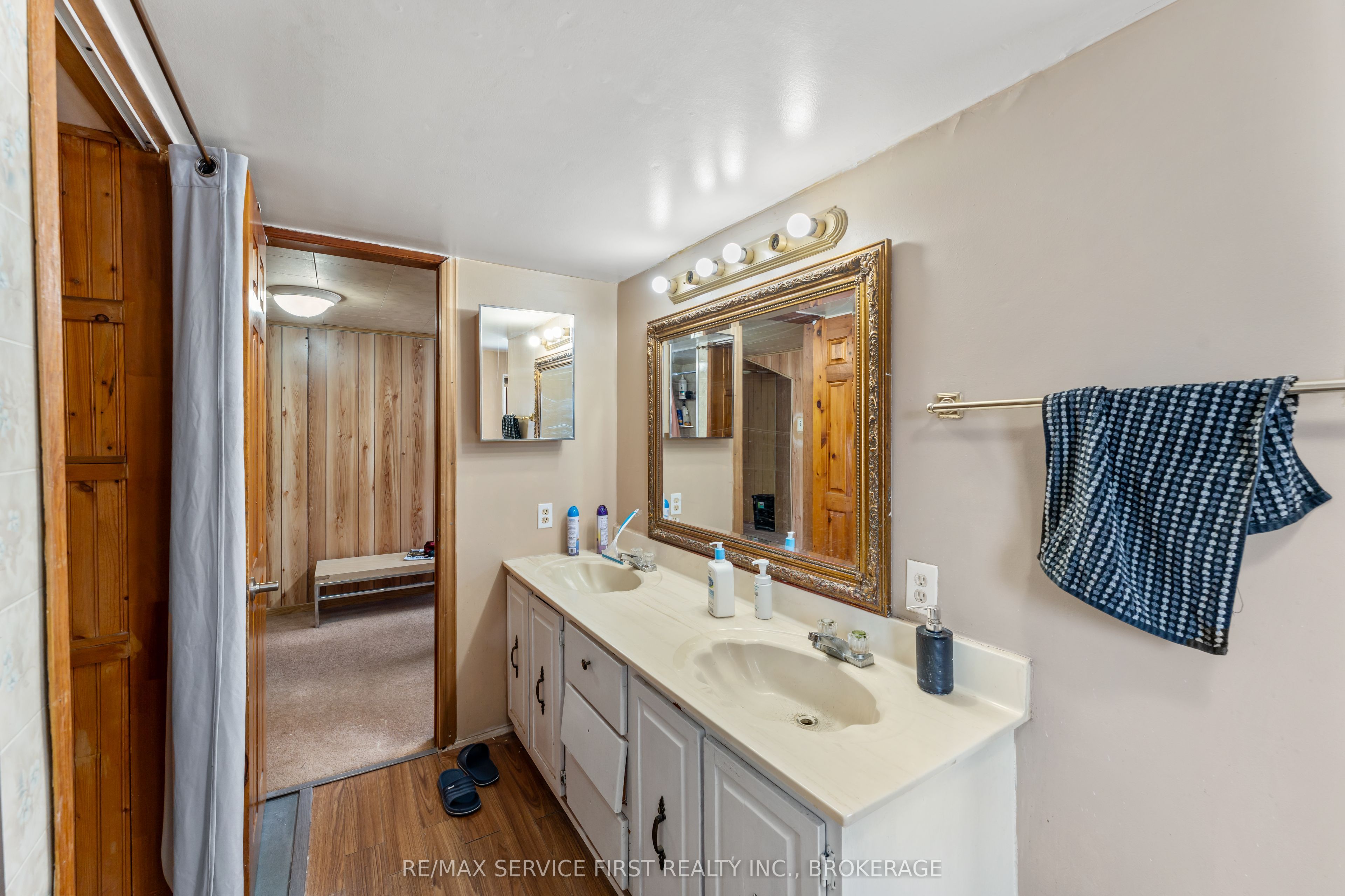 2280 Sydenham Road Property Photo 16
