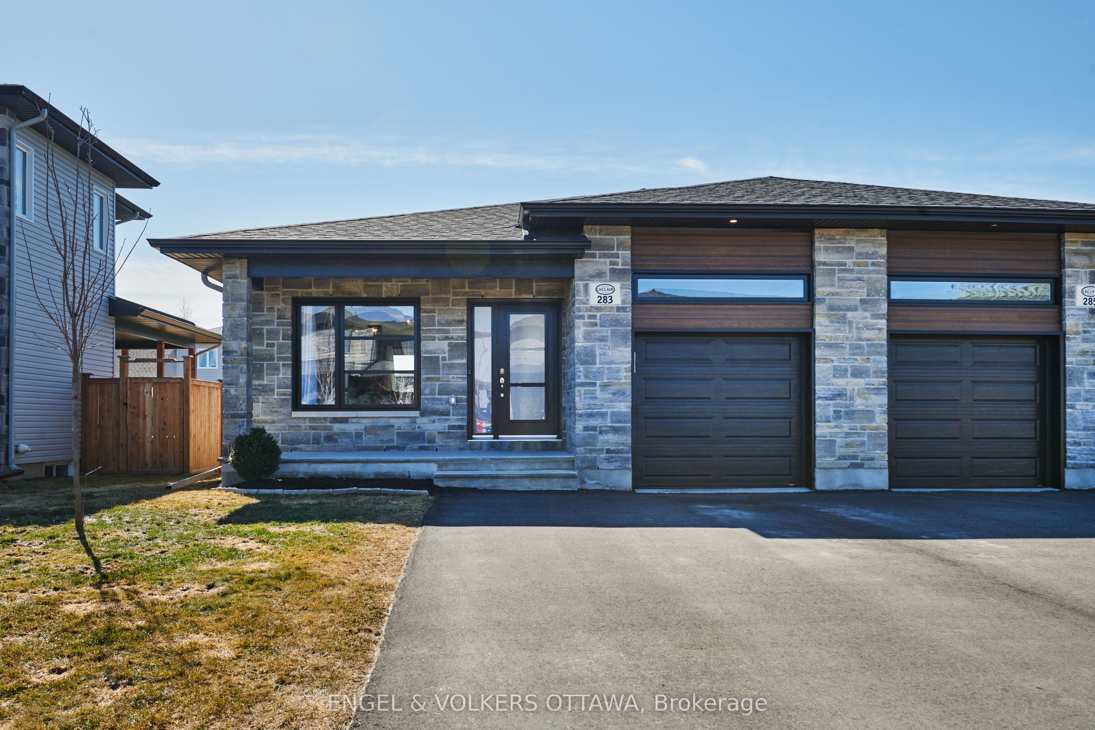 283 Moisson Street Property Photo