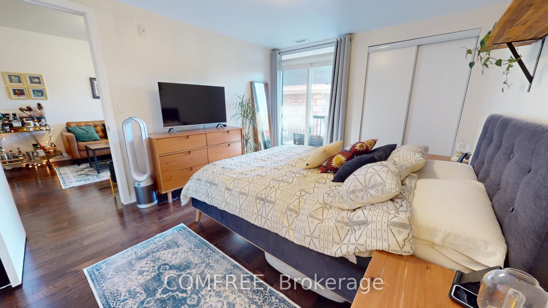 456 King Edward Avenue 409 Property Photo 7