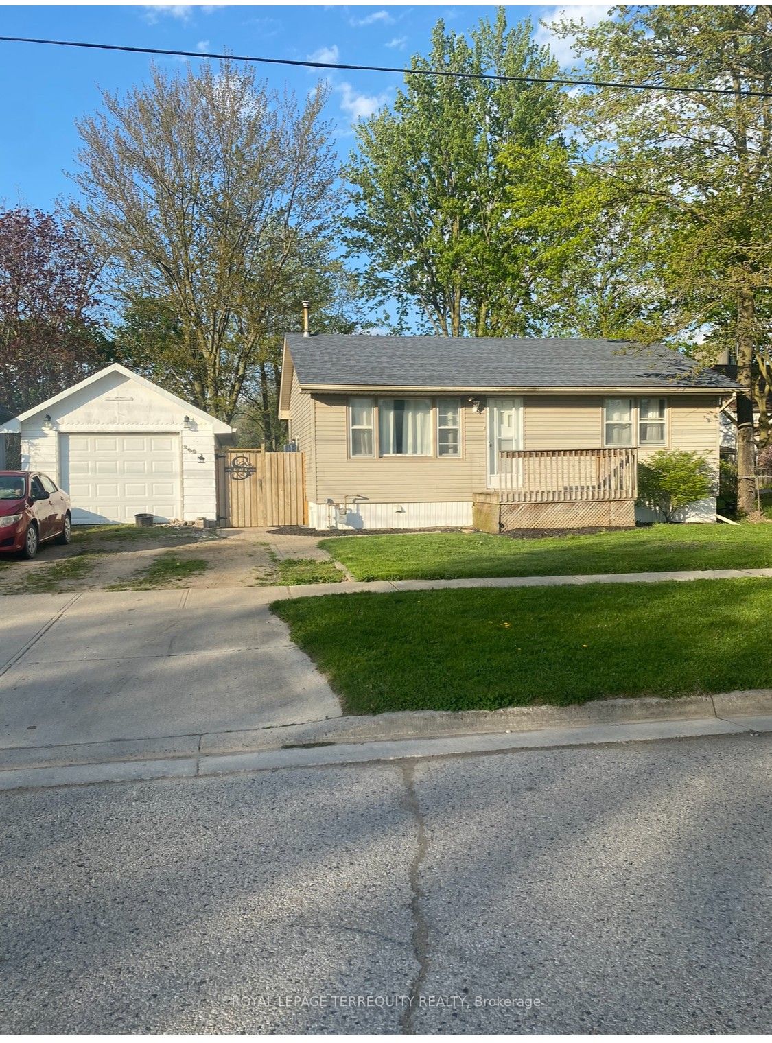 239 Elizabeth Street Property Photo 1