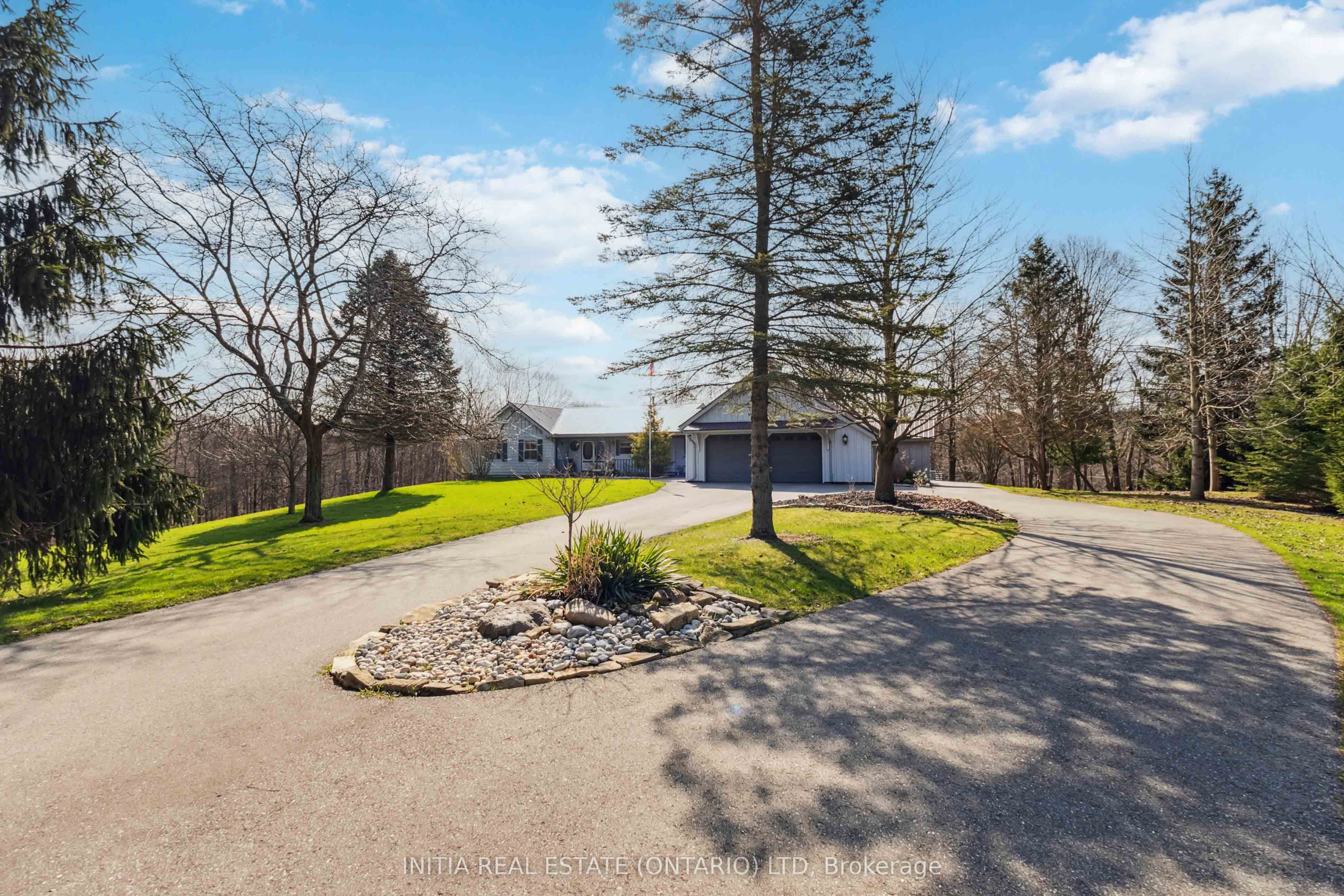 42420 Dexter Line Property Photo 3