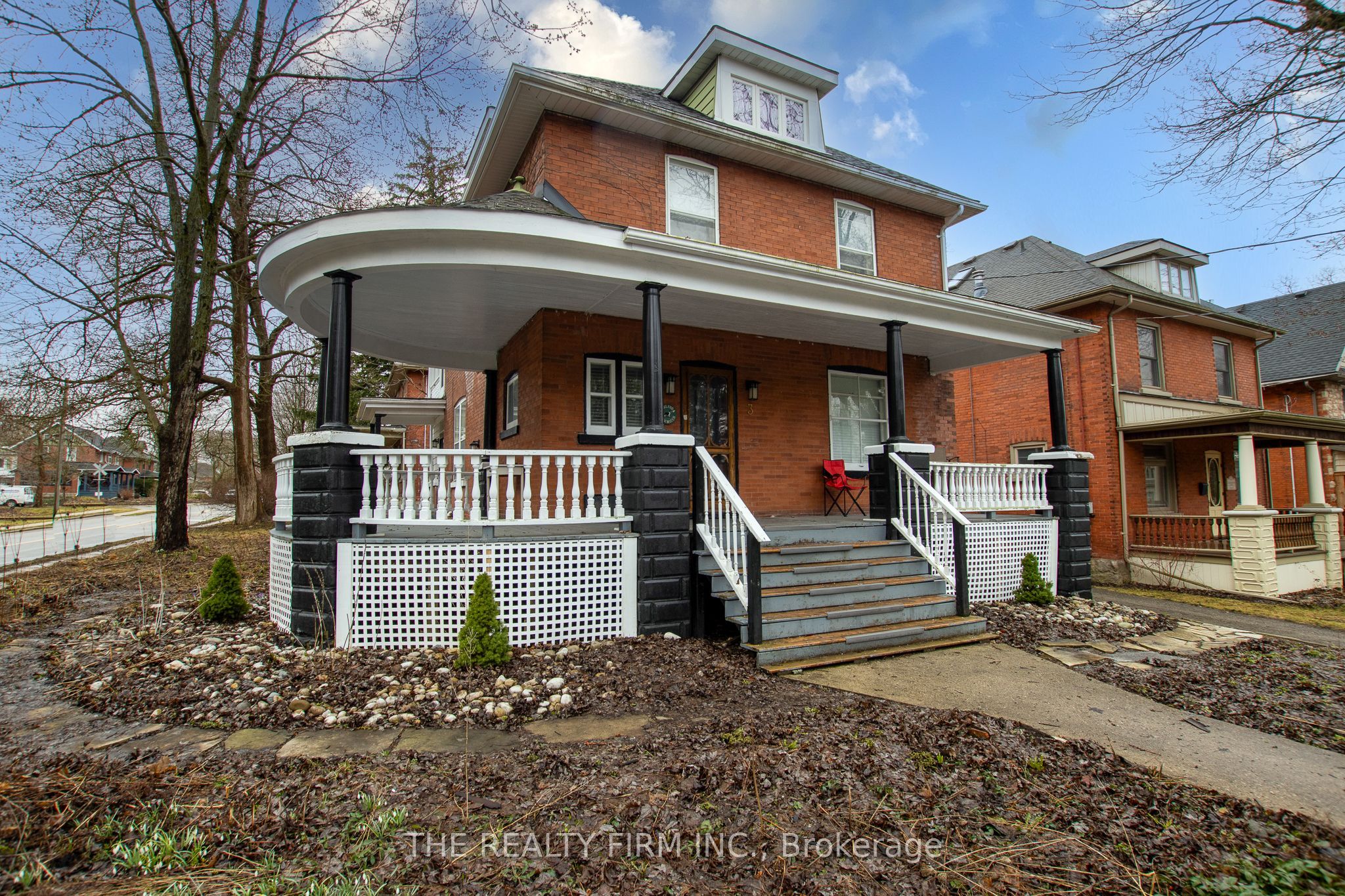 3 Daly Avenue Property Photo 4