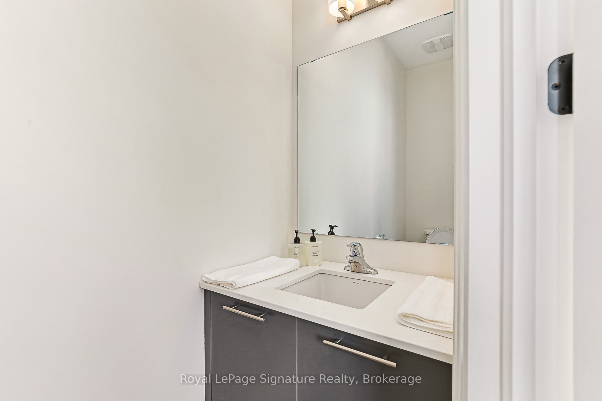 114 Clement Lane Property Photo 11