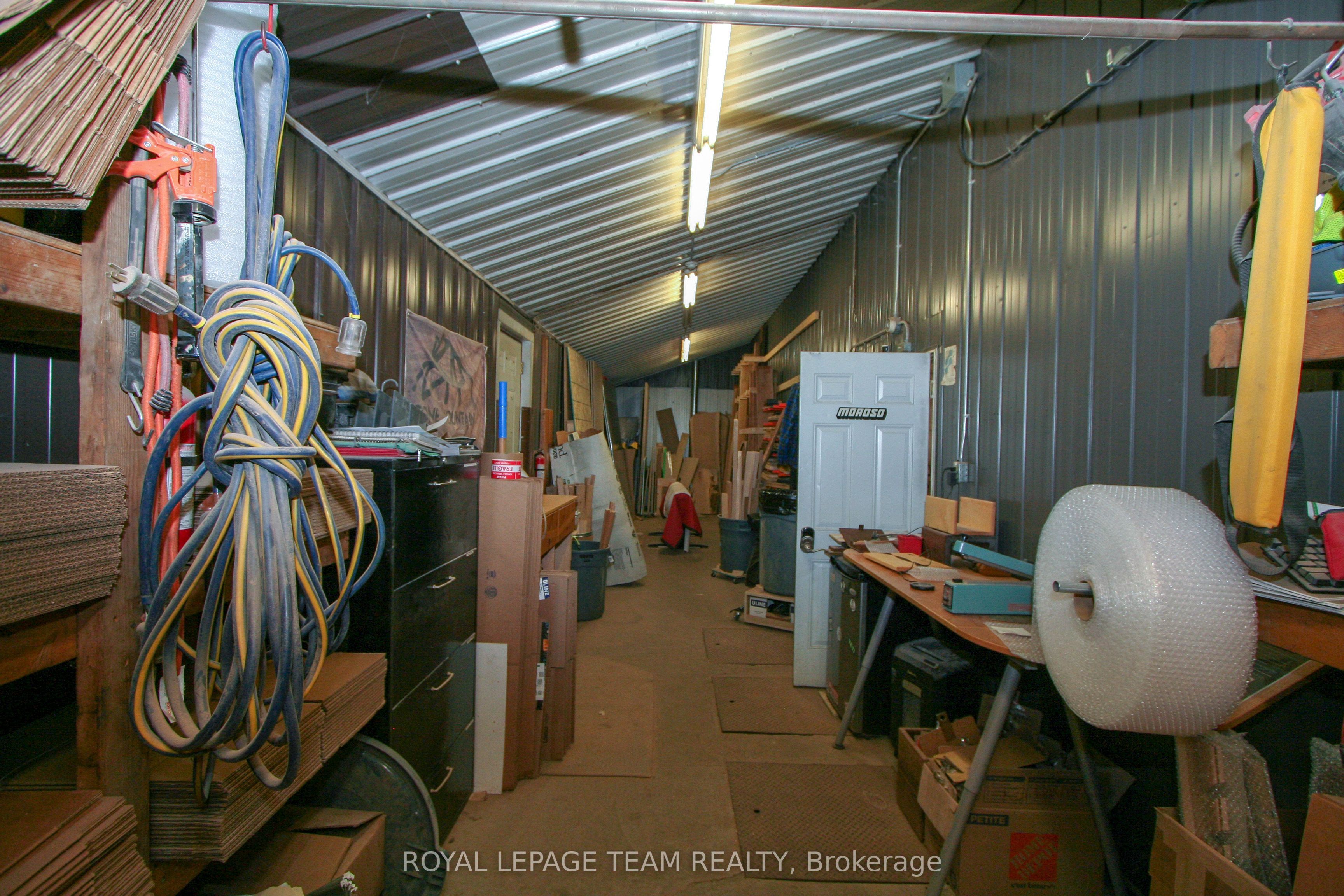 2302 9 Line Rd Property Photo 6