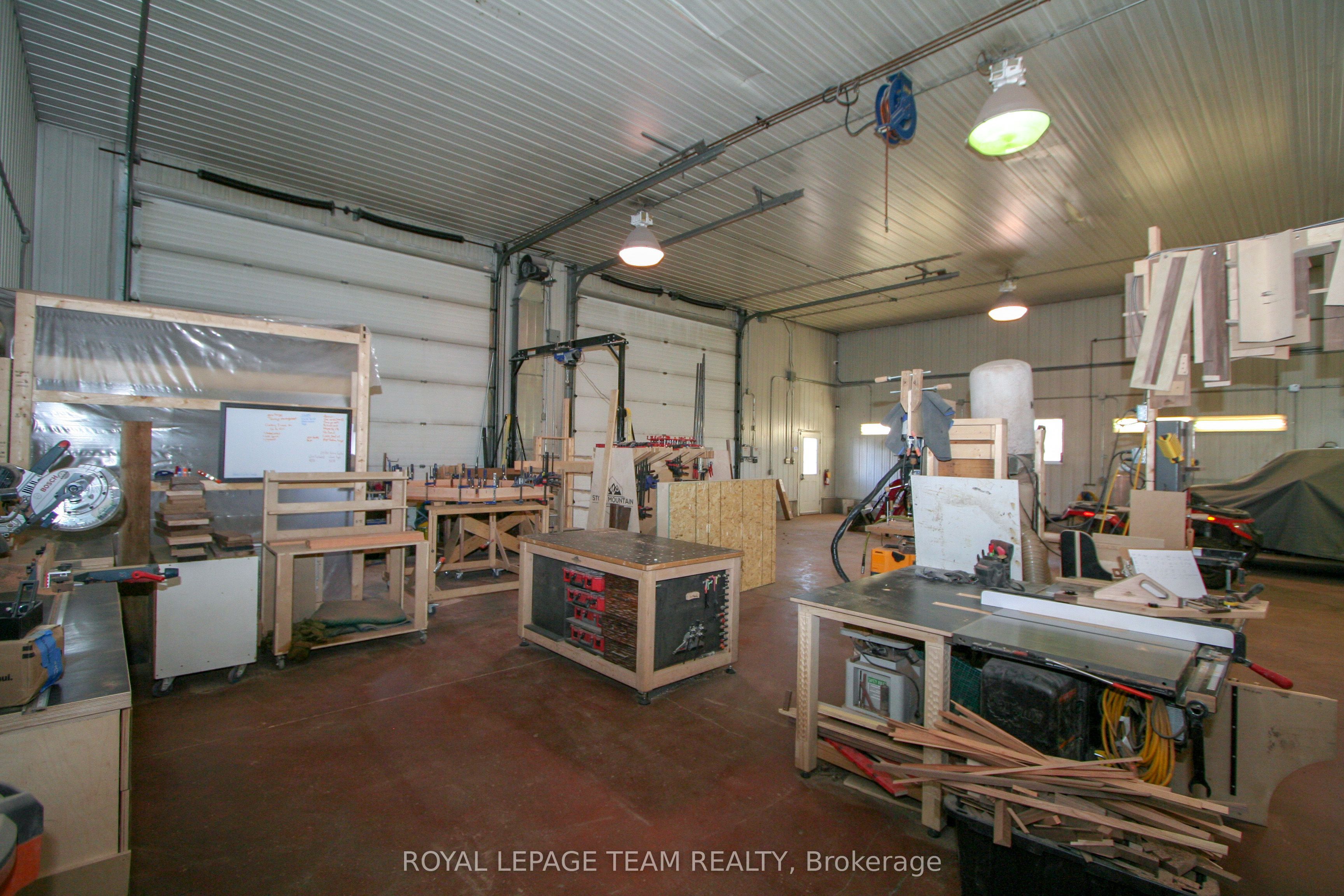 2302 9 Line Rd Property Photo 8