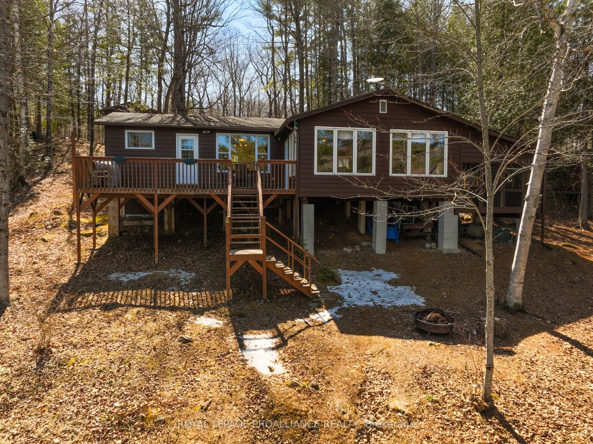 1045 Wheatley Ln Property Photo