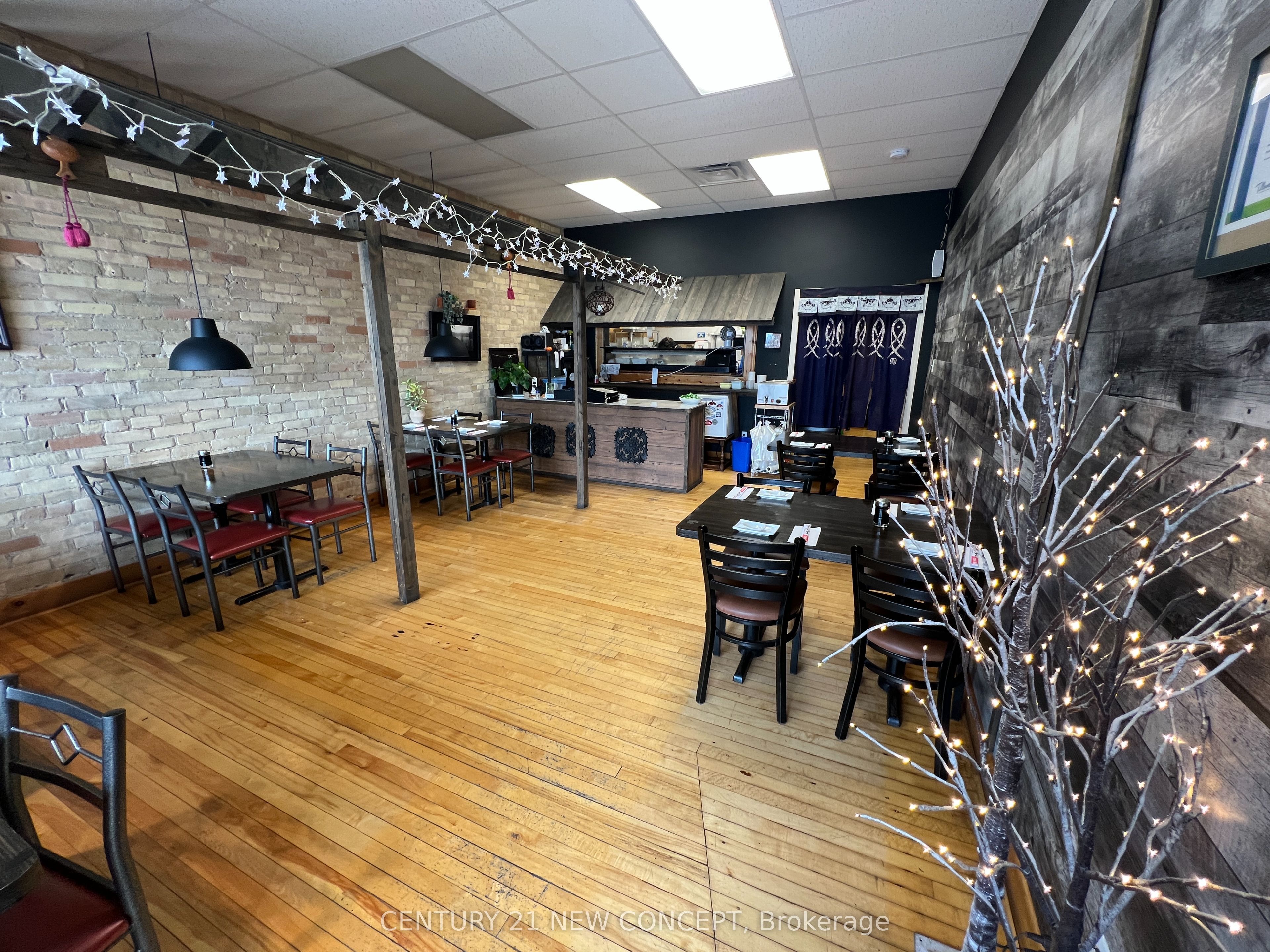 128 Broadway Street Property Photo 2