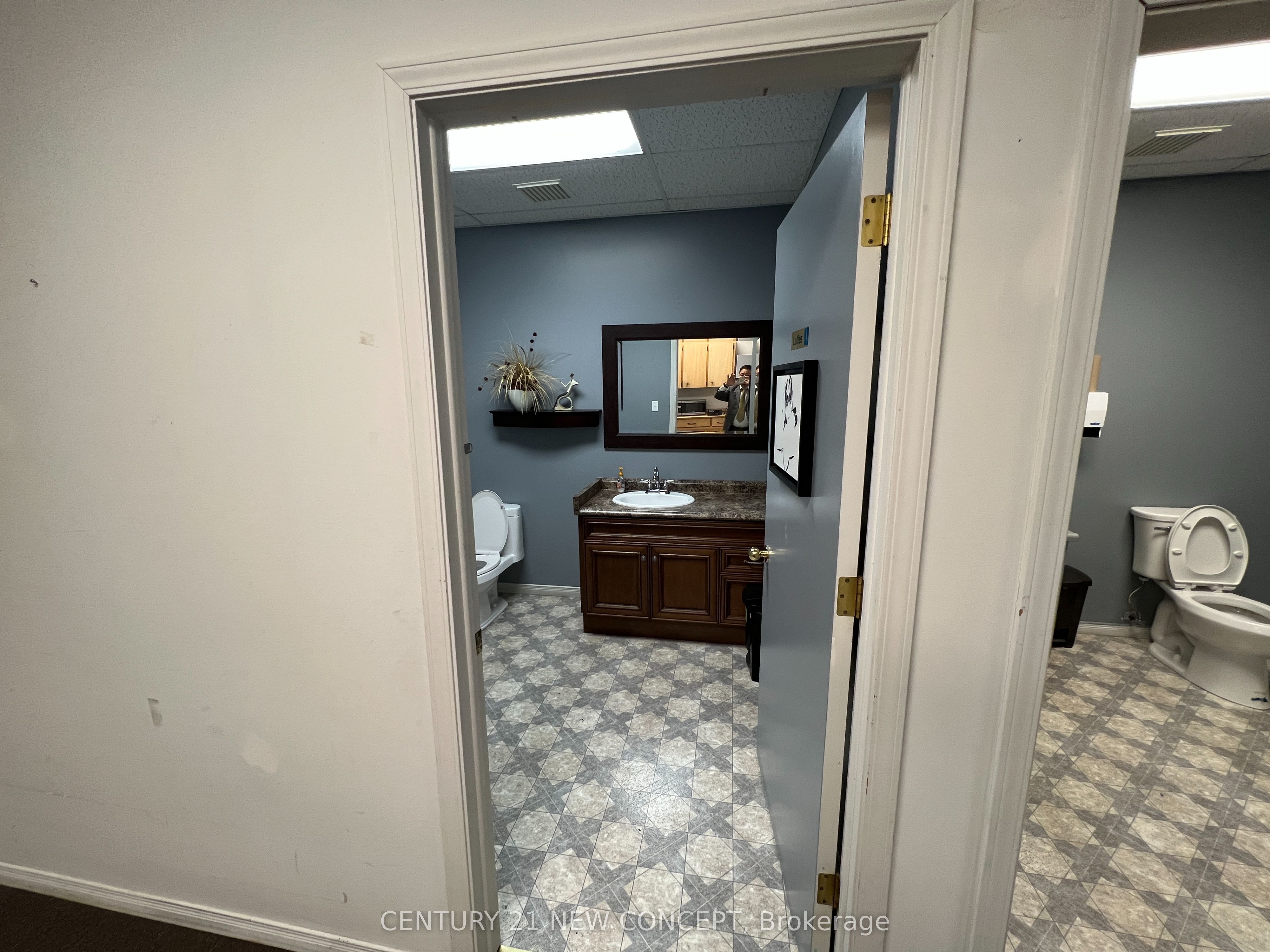 128 Broadway Street Property Photo 11