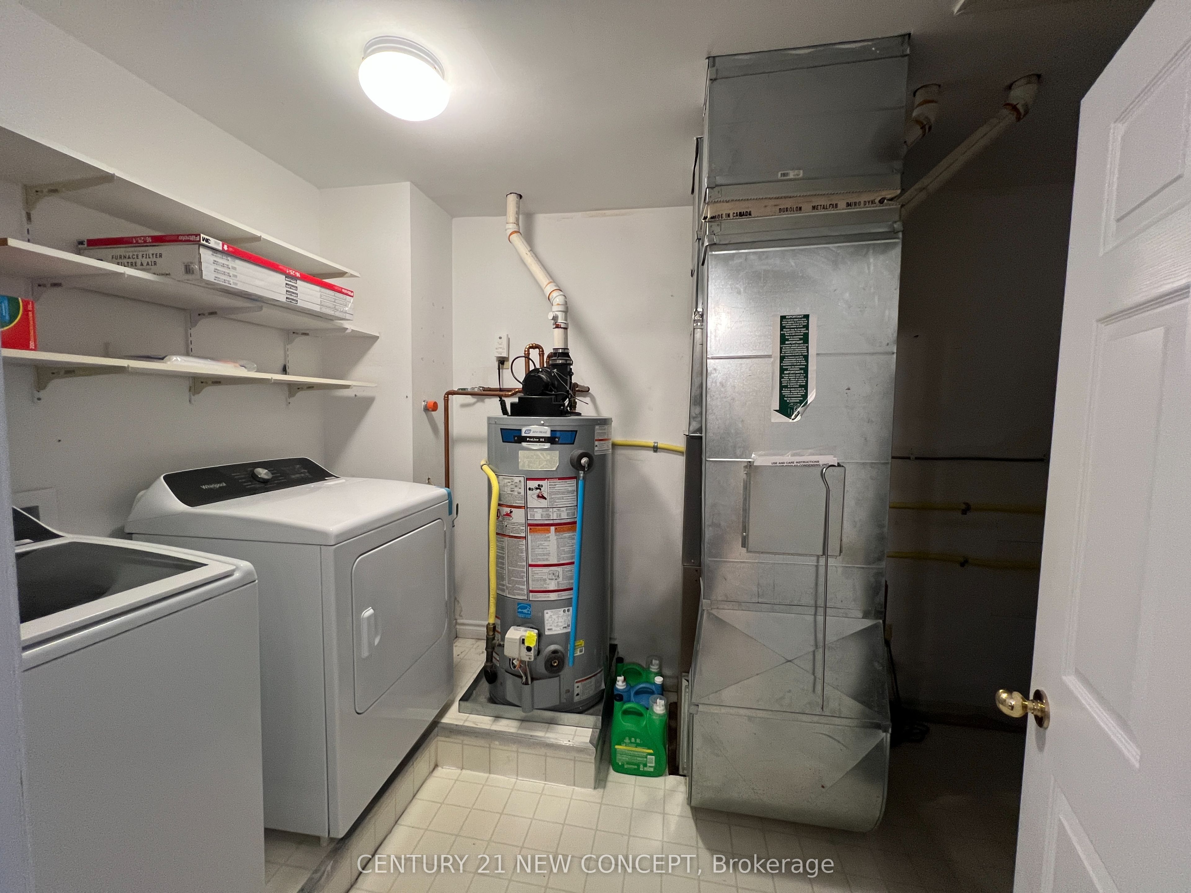 128 Broadway Street Property Photo 19