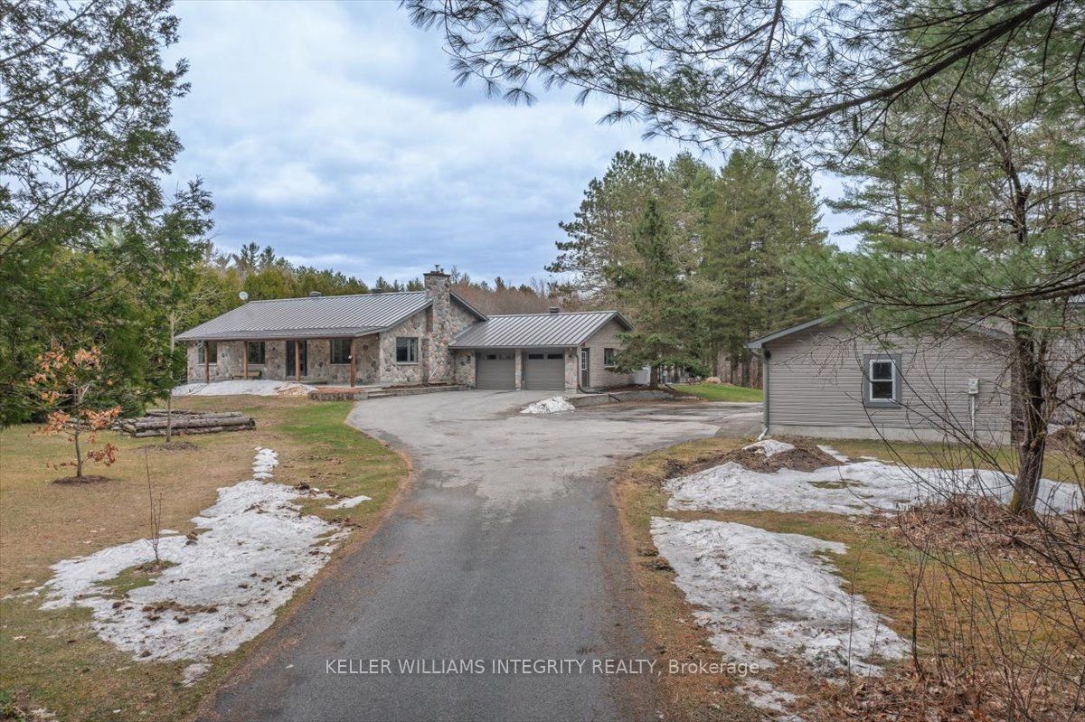 4523 Champlain Street Property Photo