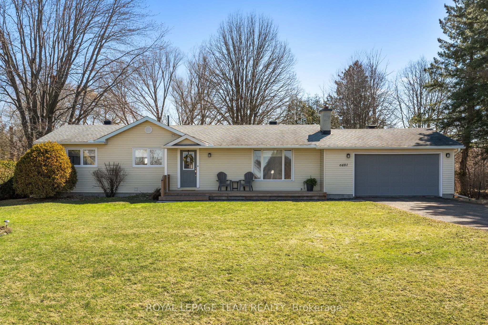 6481 Rideau Valley Drive N Property Photo 1