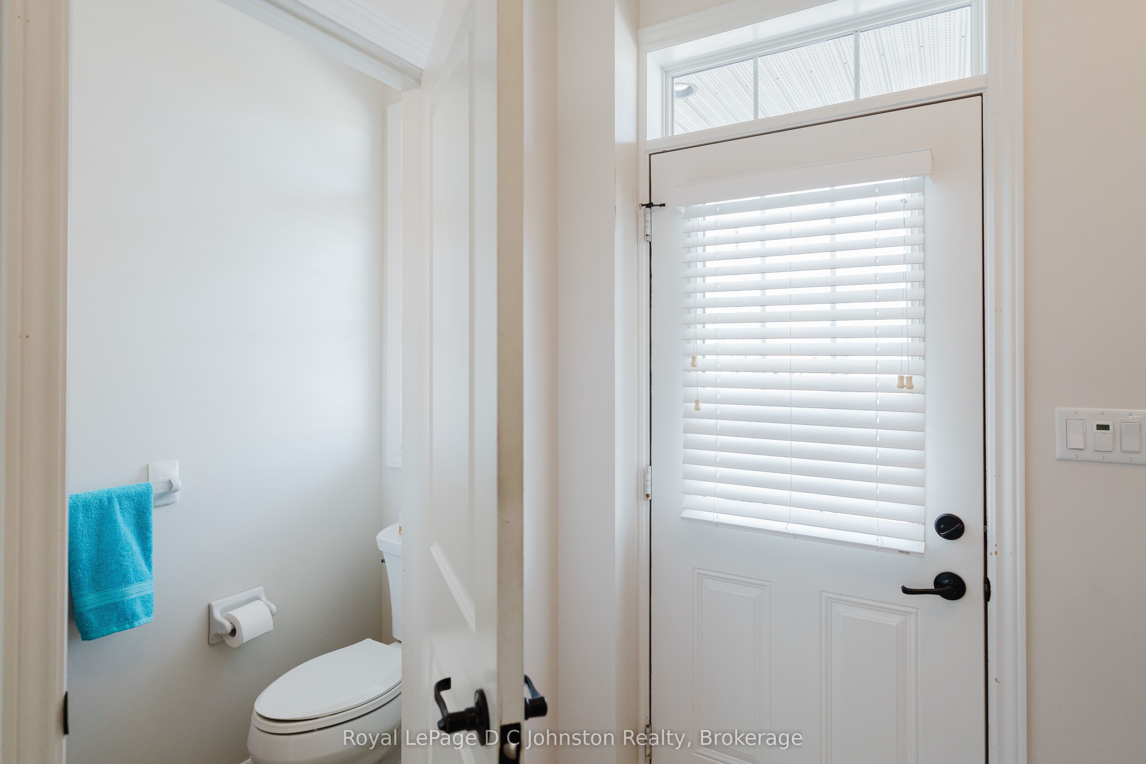 935 Goderich Street N 18 Property Photo 6