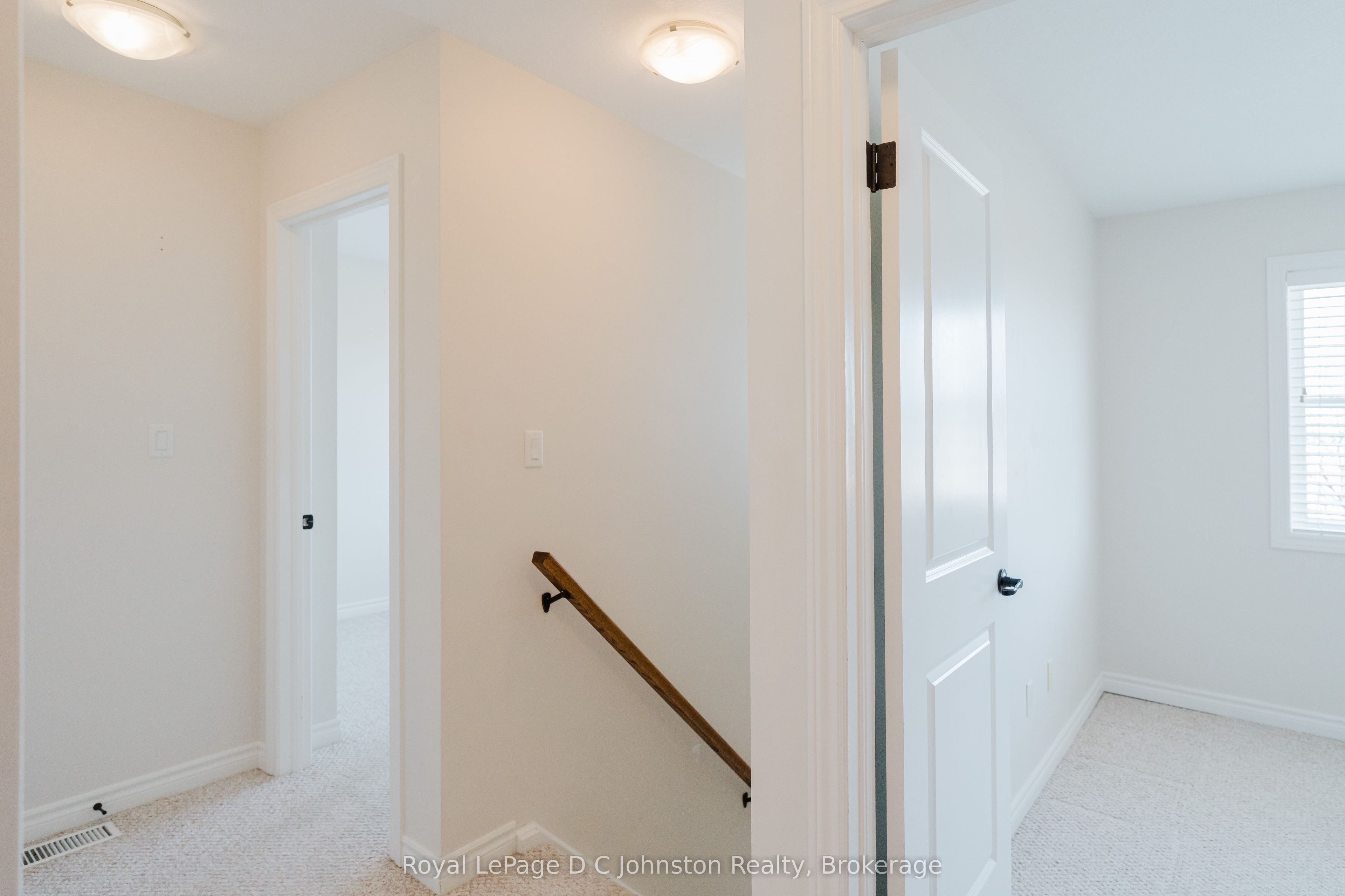 935 Goderich Street N 18 Property Photo 15